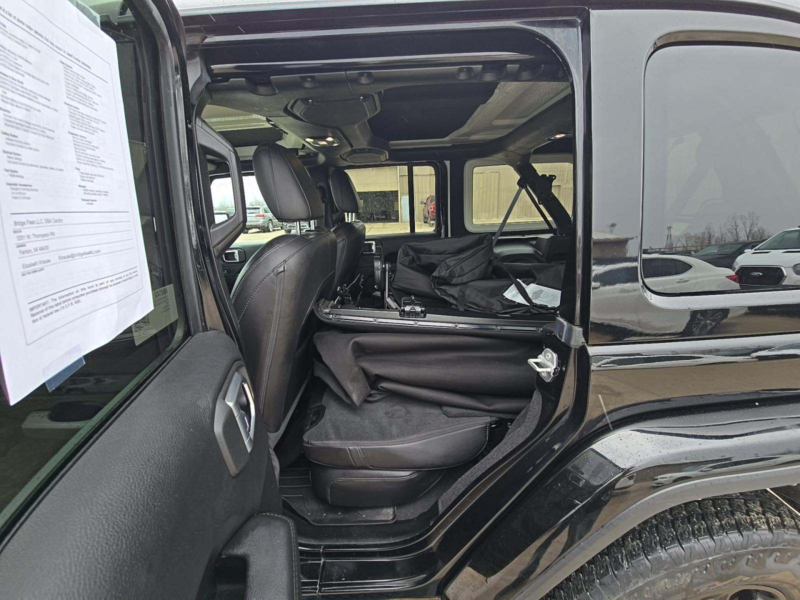 JEEP UNLIMITED SAHARA ALTITUDE EDITION - 9