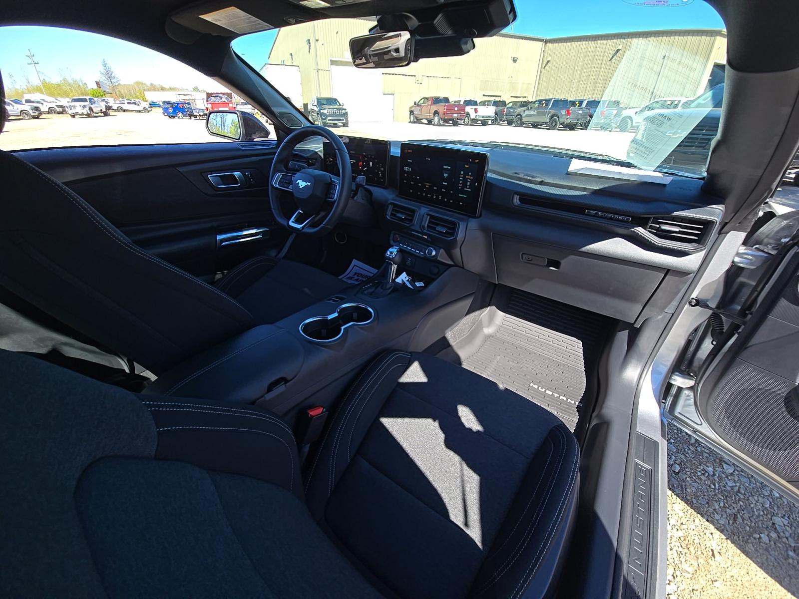 2026 Ford Mustang EcoBoost RWD