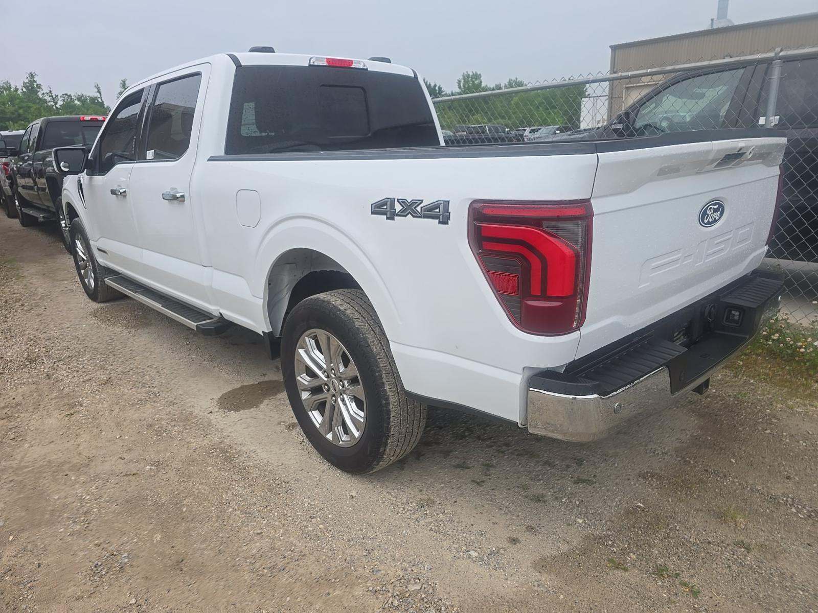 2024 Ford F-150 Hybrid Lariat AWD