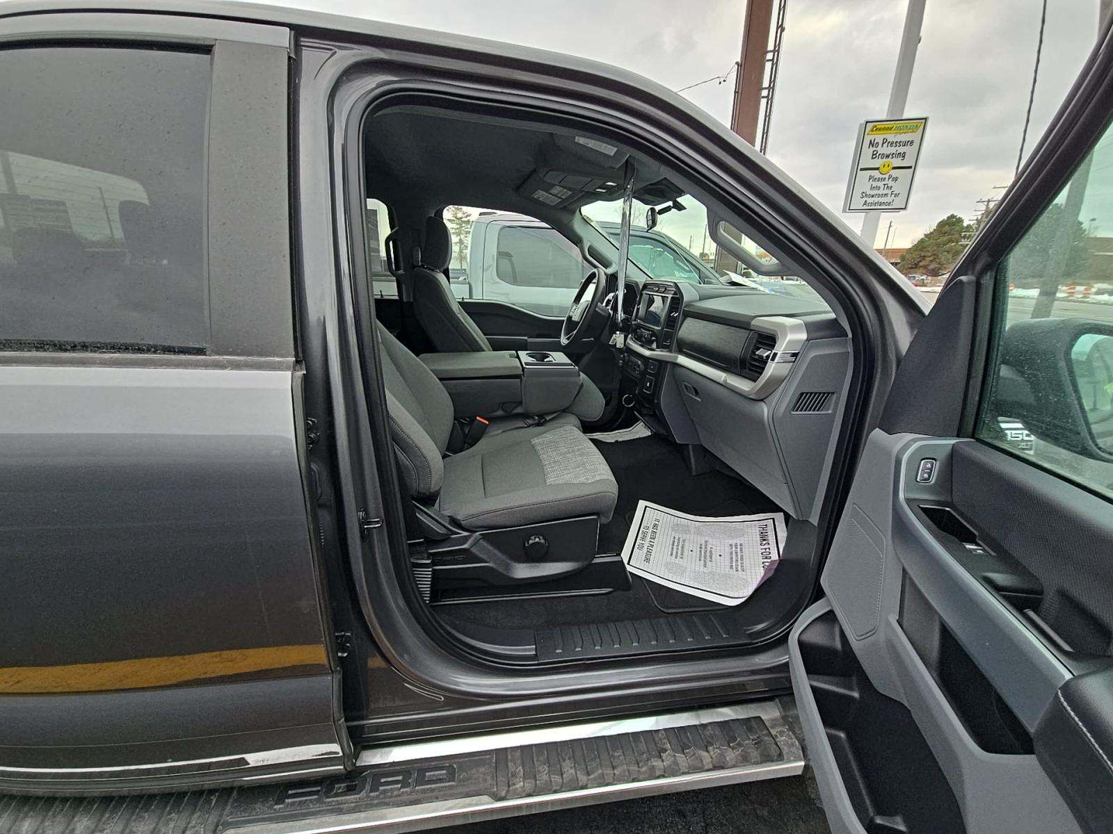 2023 Ford F-150 XLT AWD