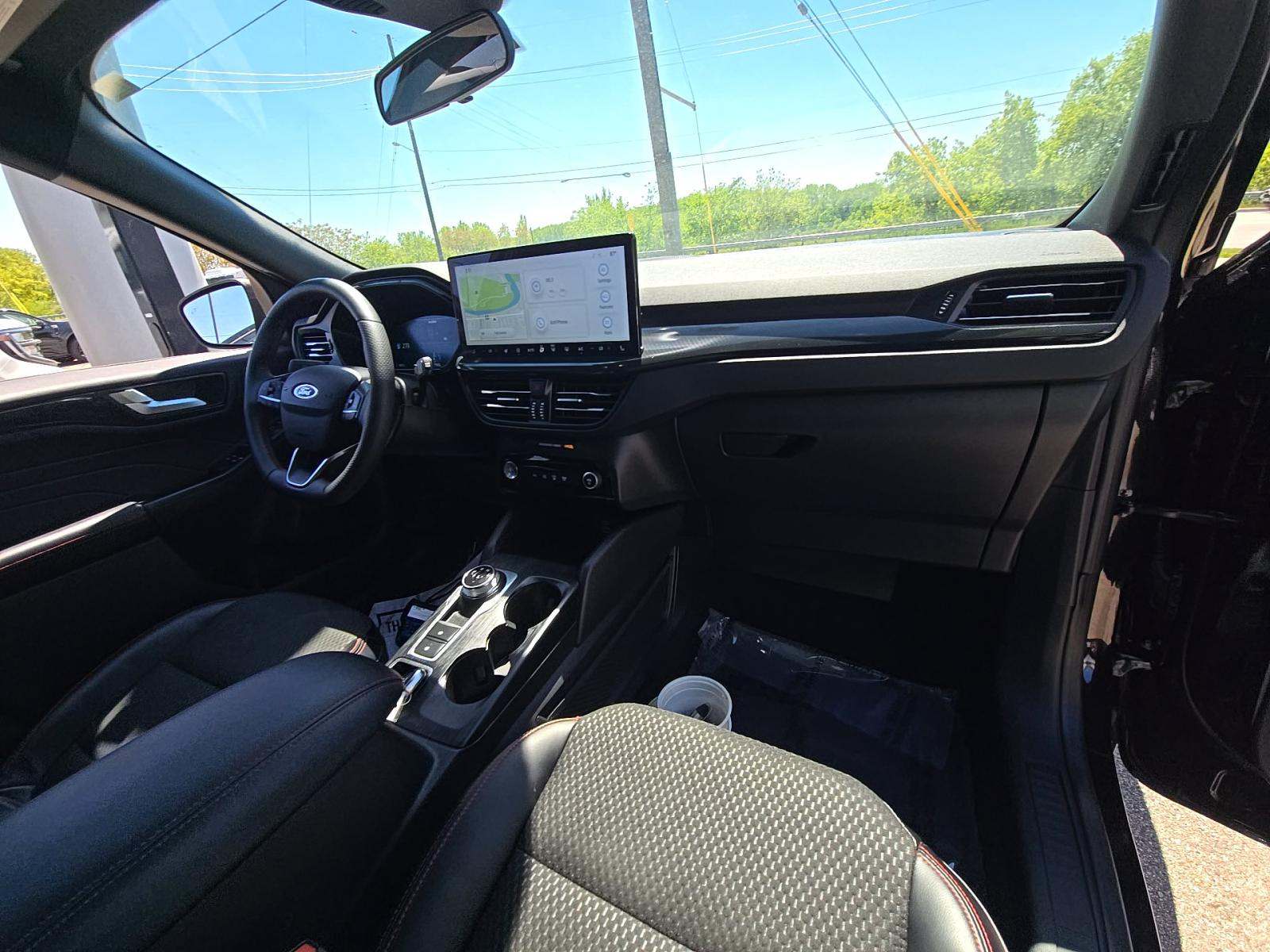 2023 Ford Escape ST-Line Select AWD