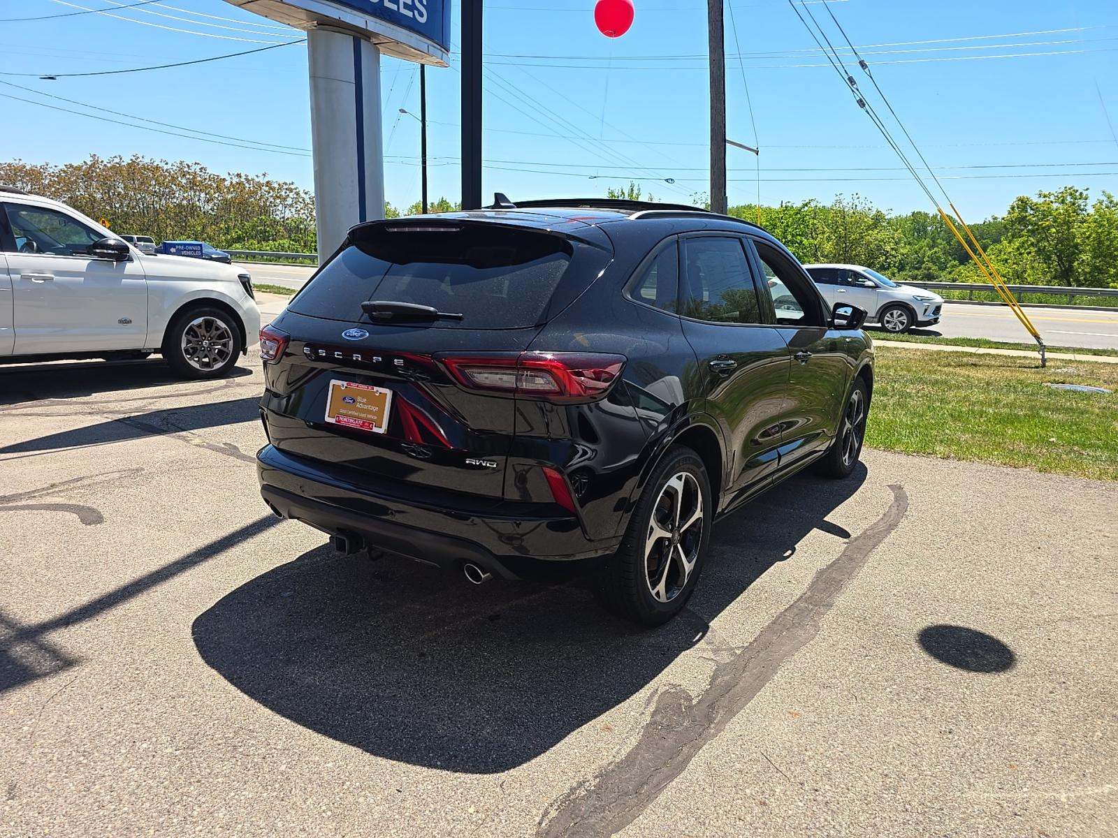2023 Ford Escape ST-Line Select AWD