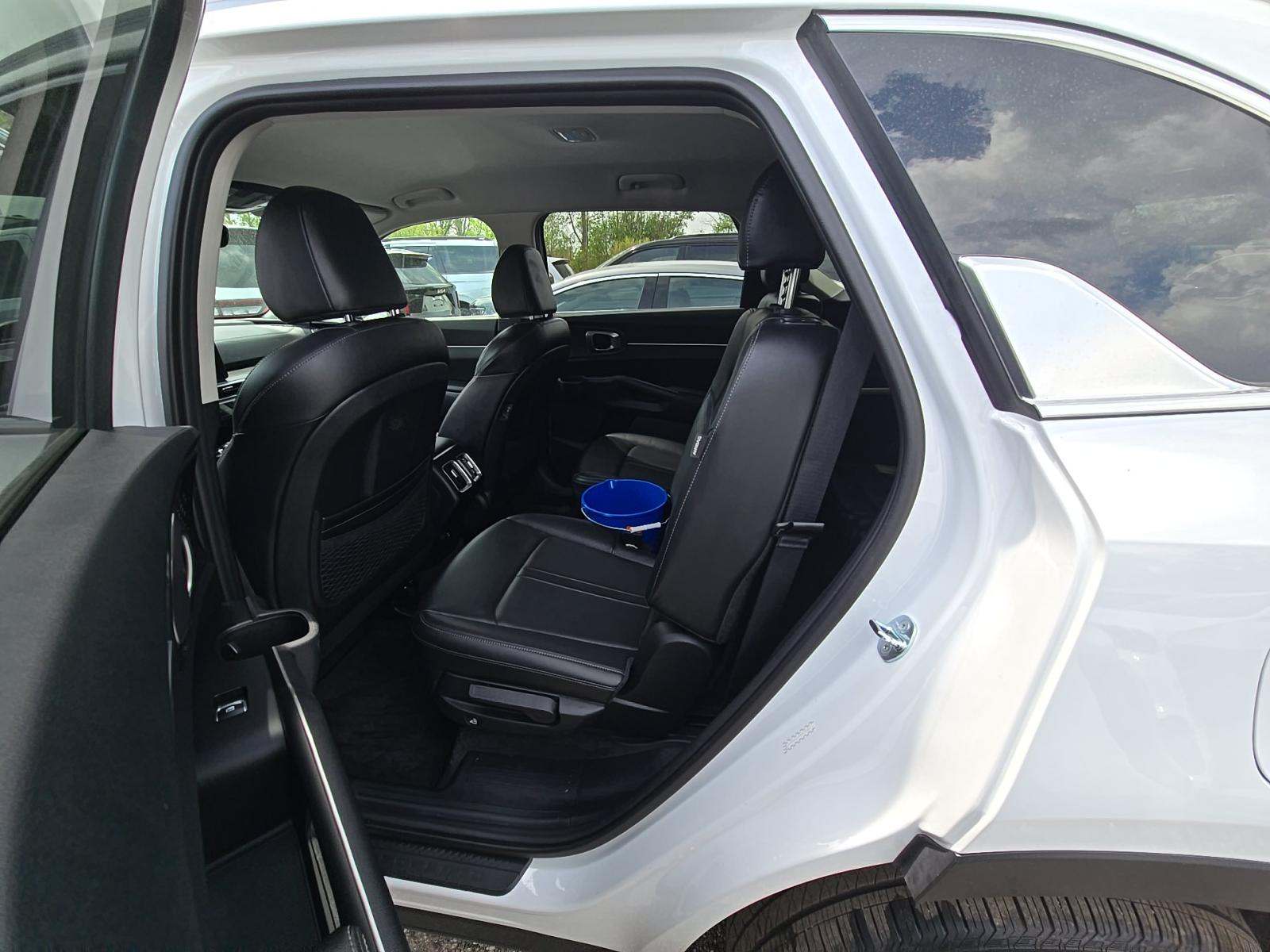 2025 Kia Sorento X-Line AWD