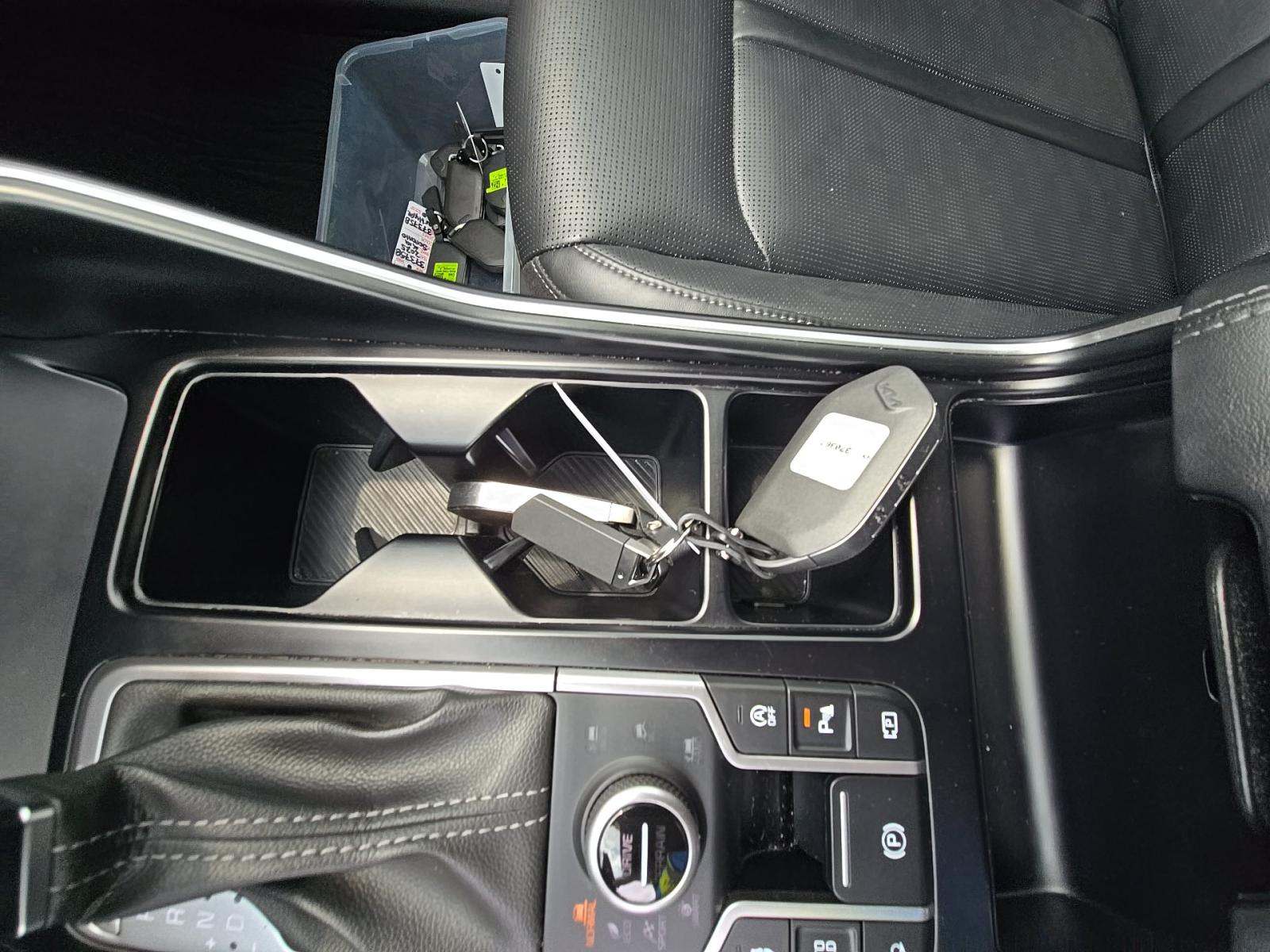 2025 Kia Sorento X-Line AWD