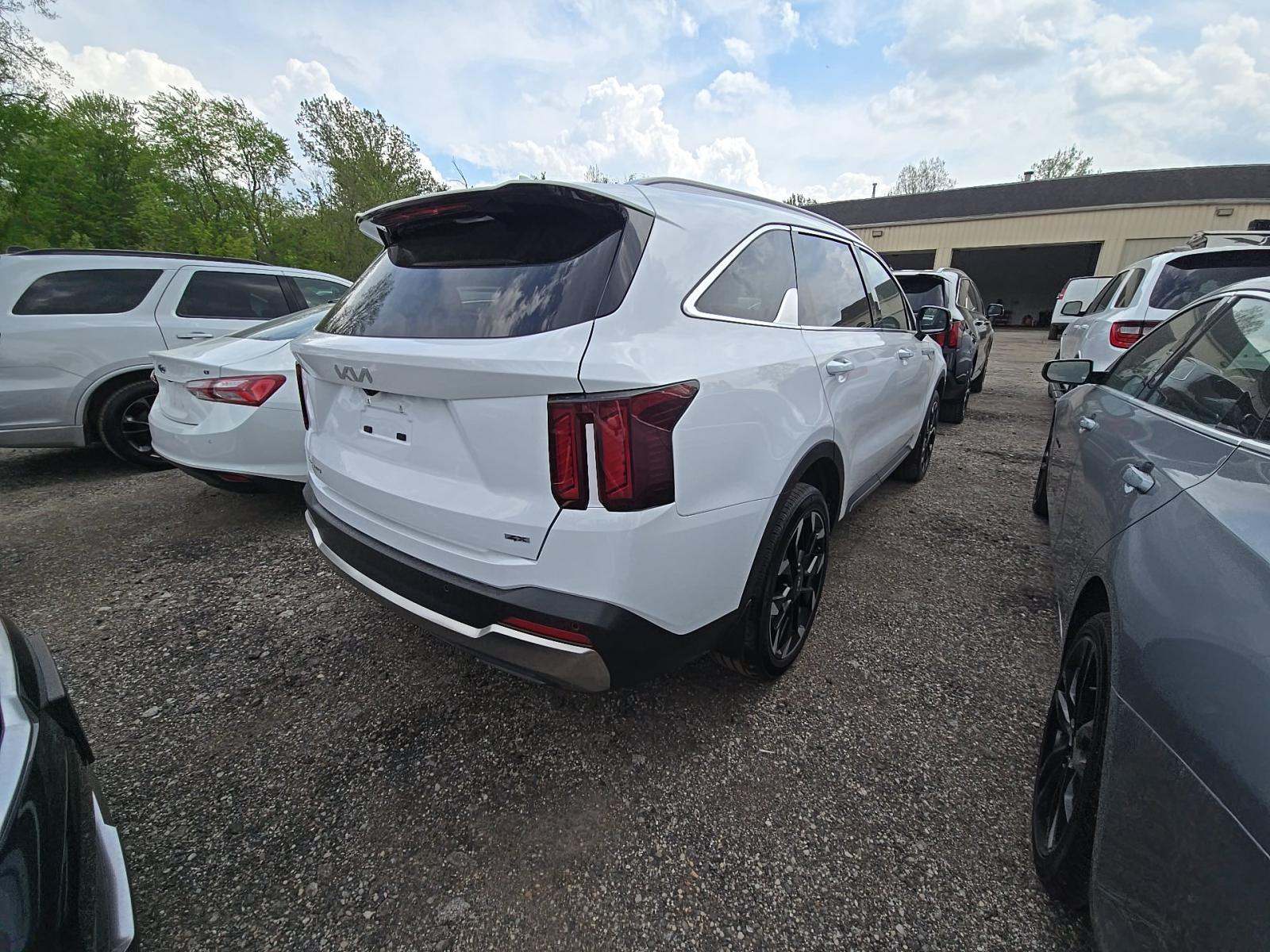 2025 Kia Sorento X-Line AWD