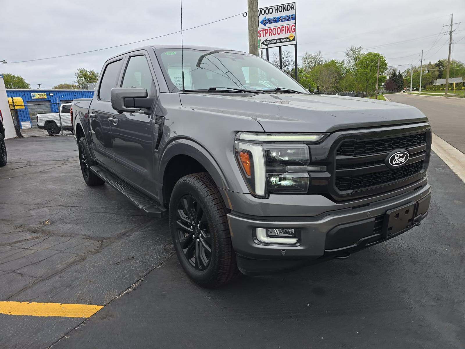 2024 Ford F-150 Lariat AWD