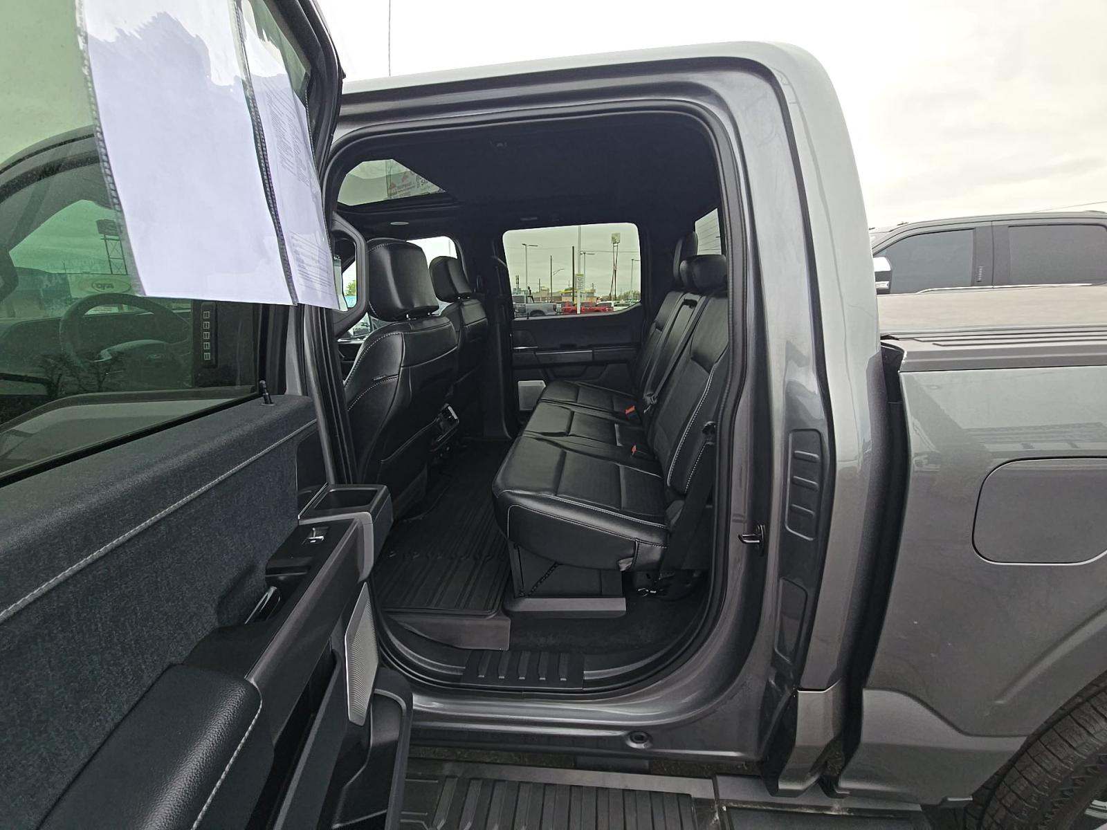 2024 Ford F-150 Lariat AWD