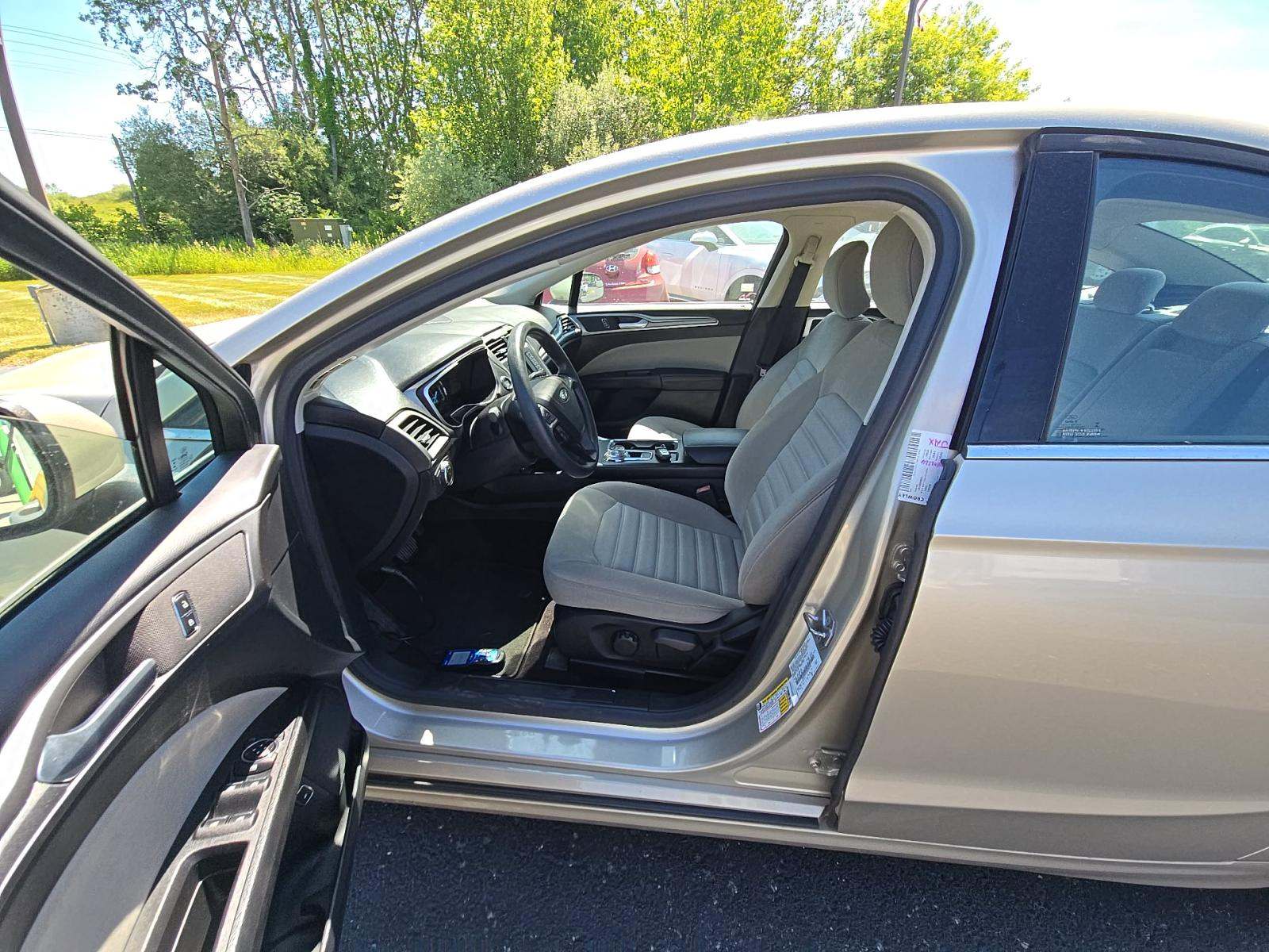 FORD FUSION - 2