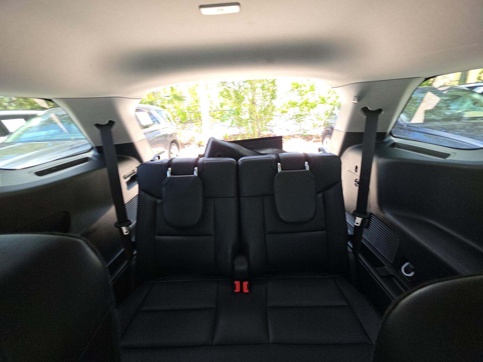 2024 Ford Explorer XLT AWD