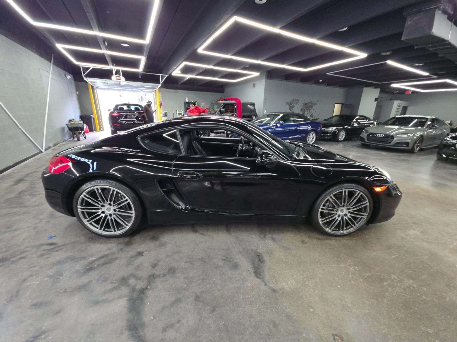 2016 Porsche Cayman Black Edition RWD