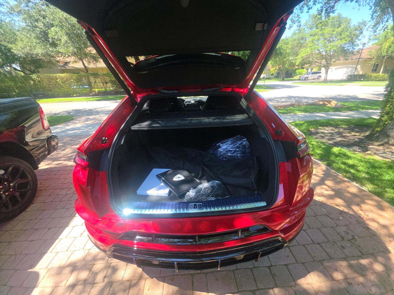 2024 Lamborghini Urus S AWD