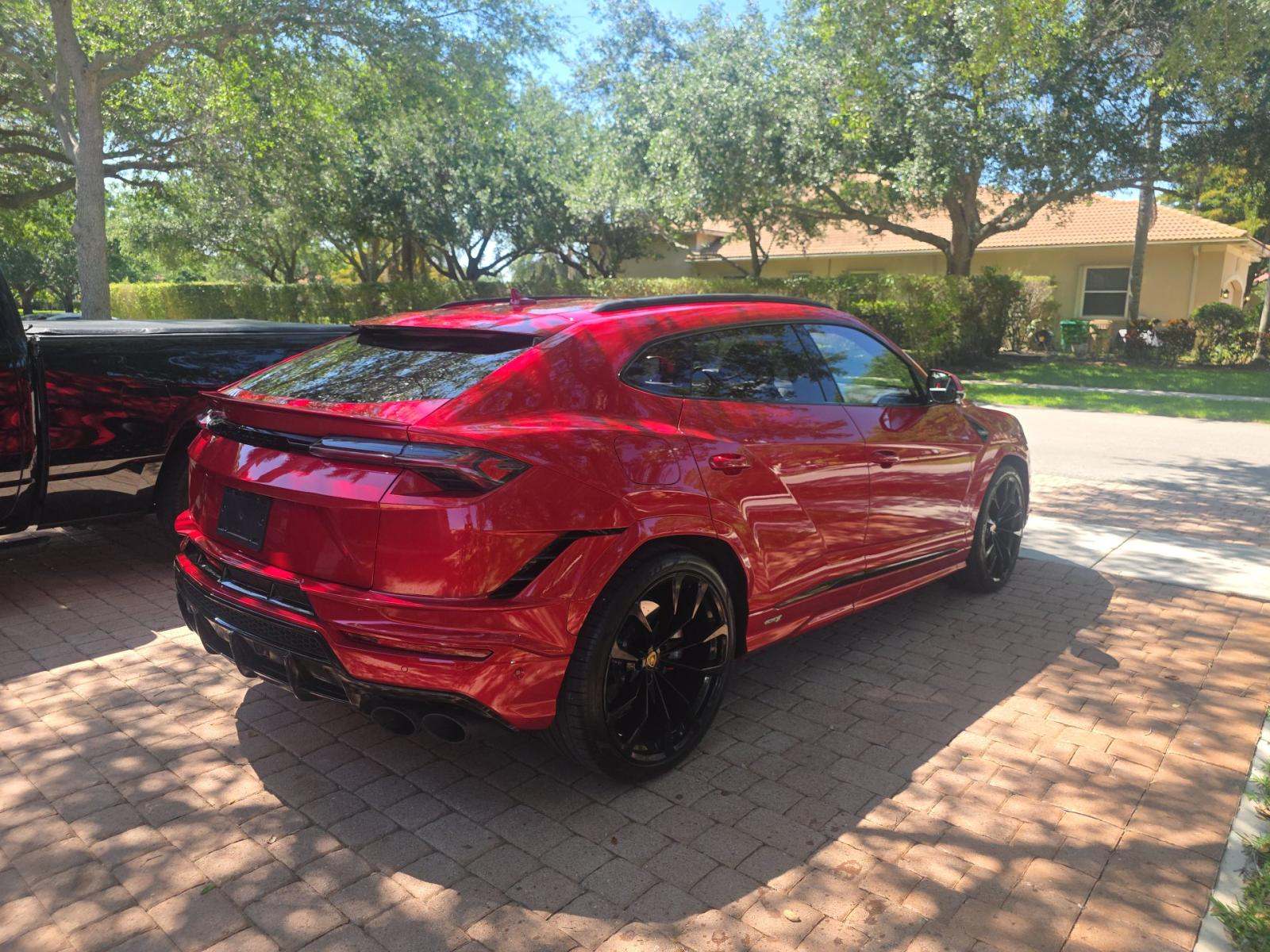 2024 Lamborghini Urus S AWD