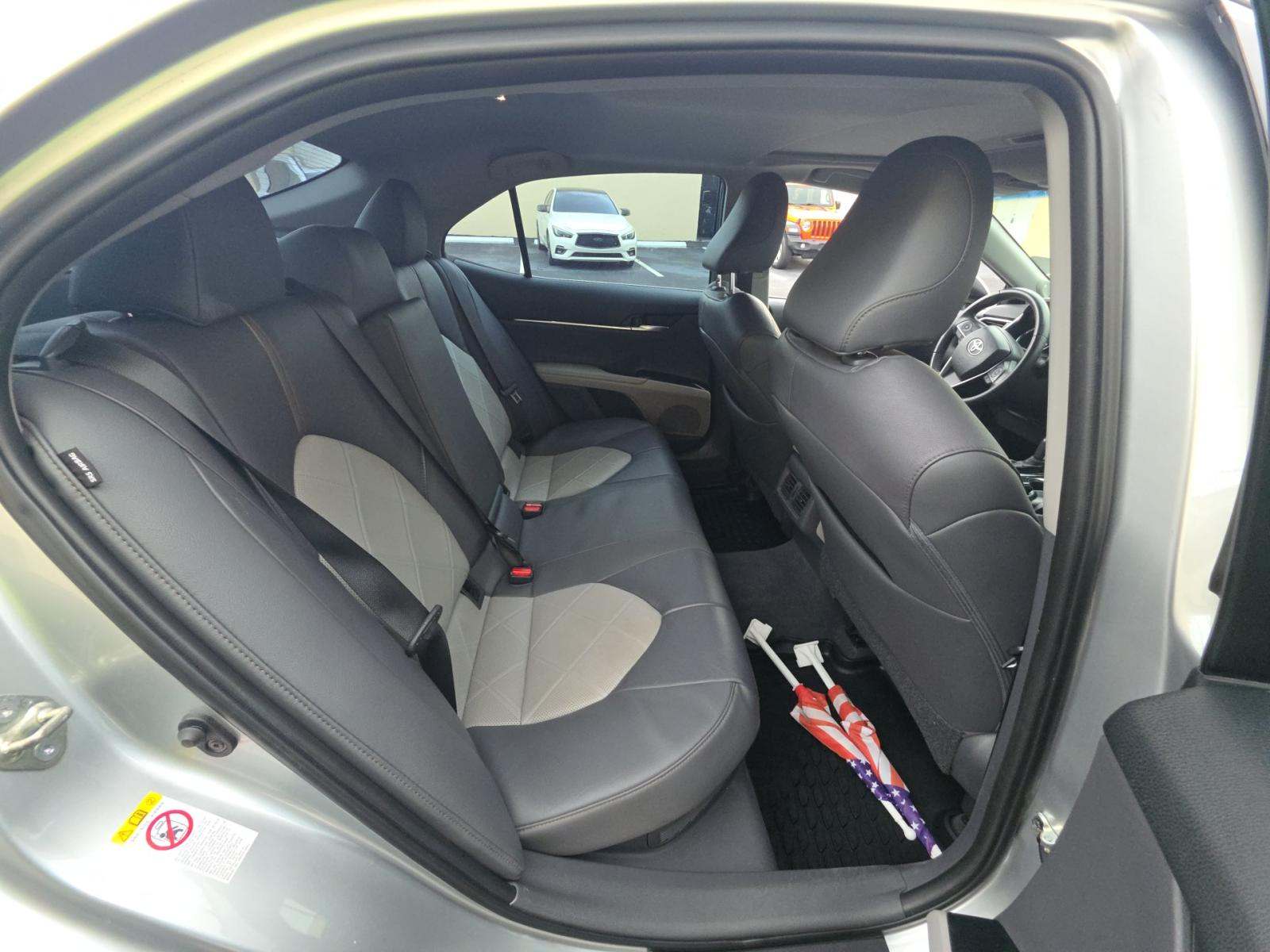 2018 Toyota Camry Hybrid XLE FWD