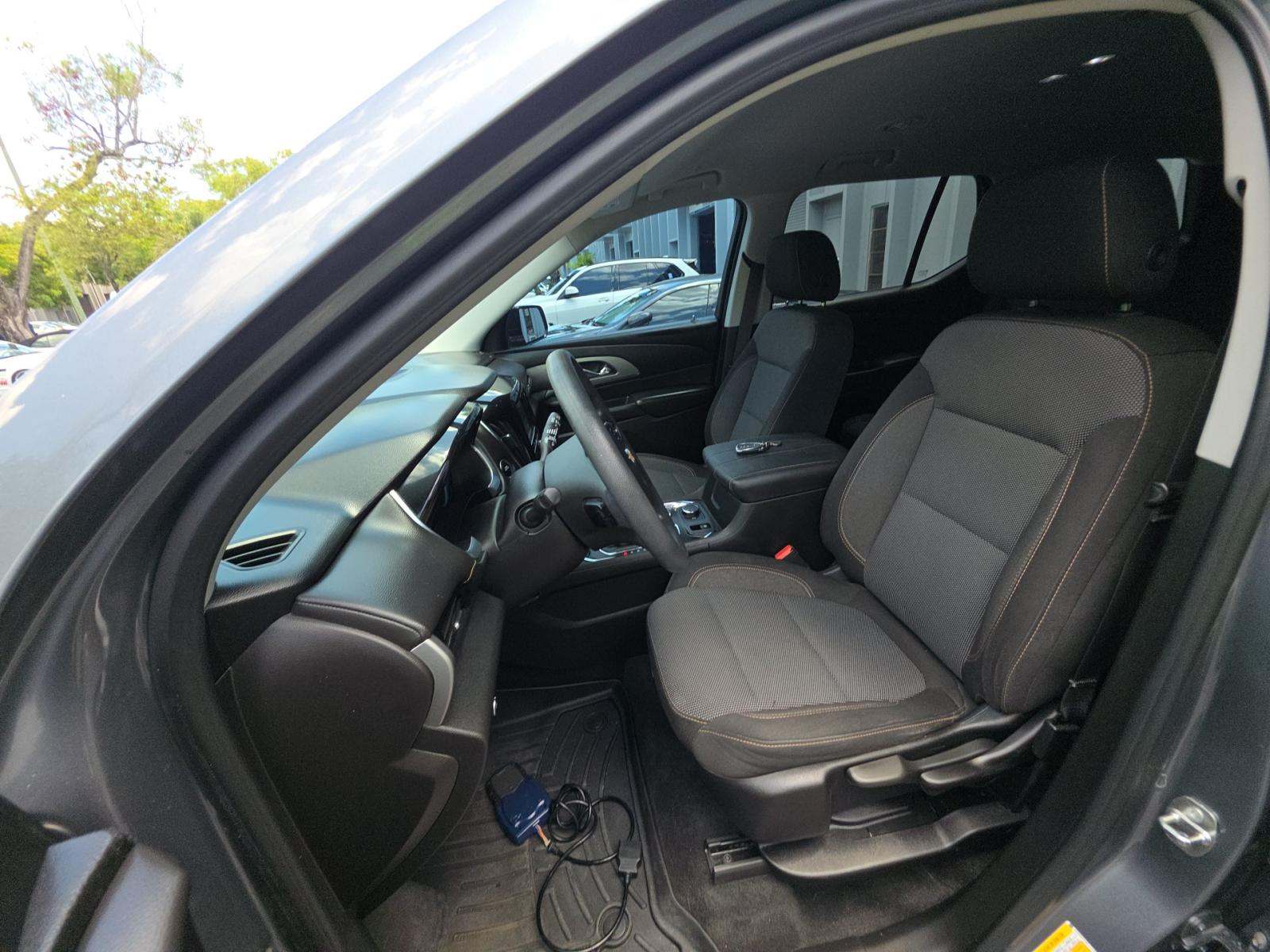 CHEVROLET TRAVERSE - 6