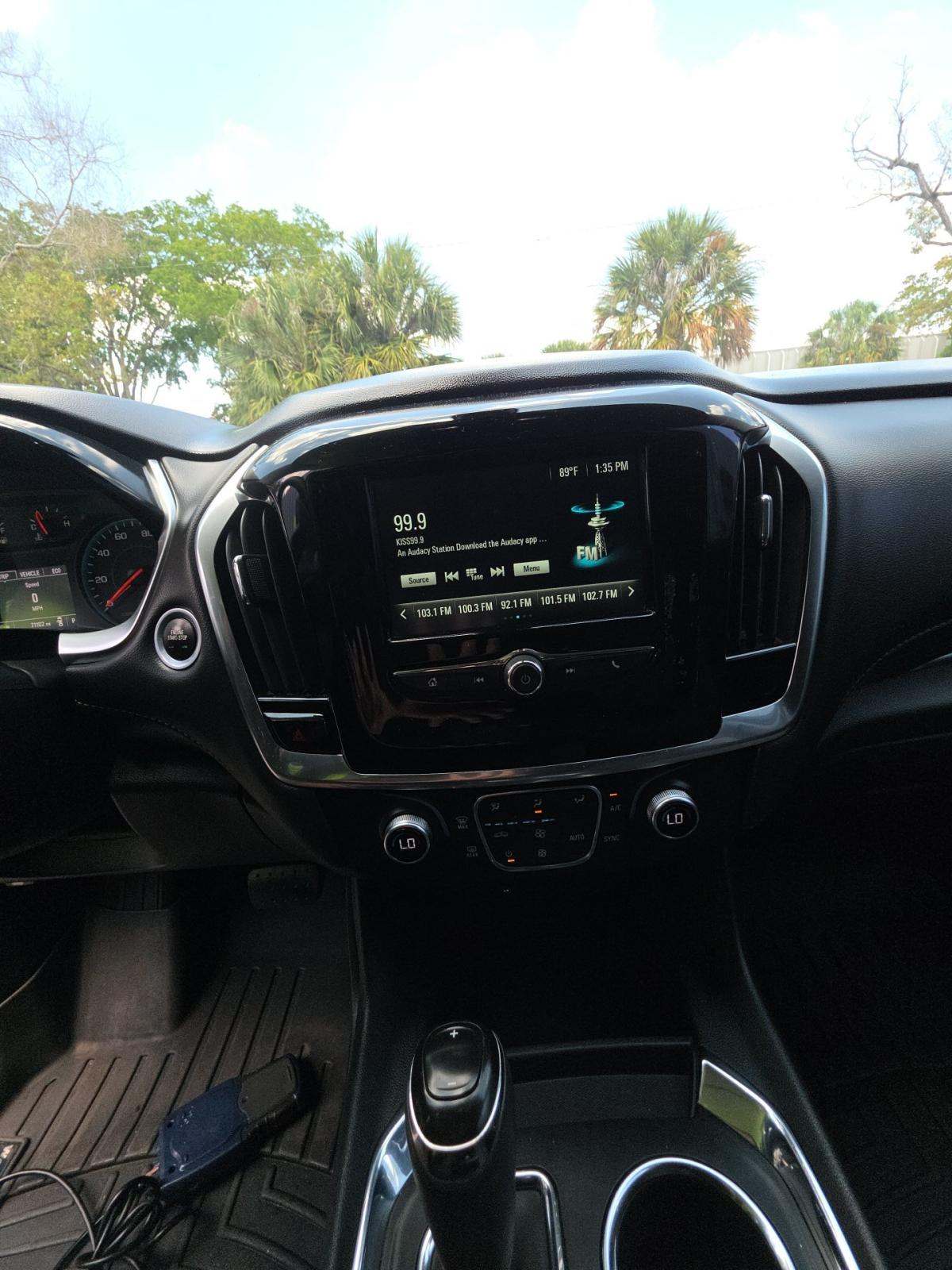 CHEVROLET TRAVERSE - 10