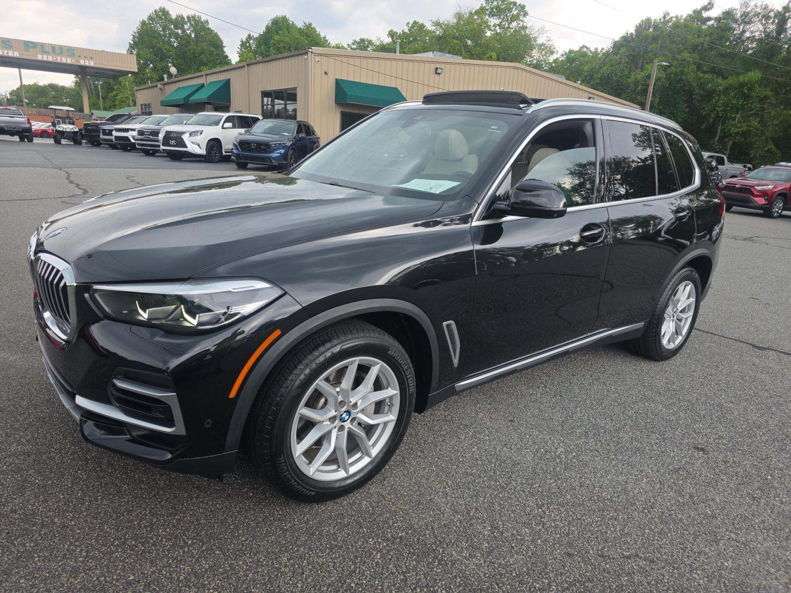 2022 BMW X5 xDrive40i AWD