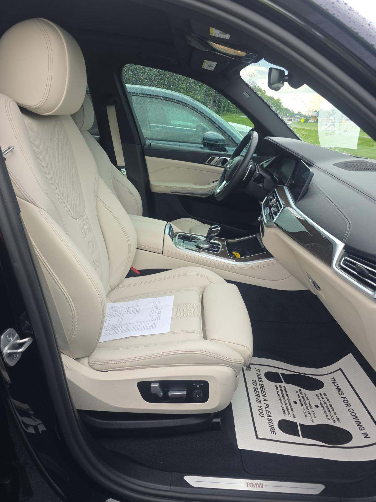 2022 BMW X5 xDrive40i AWD