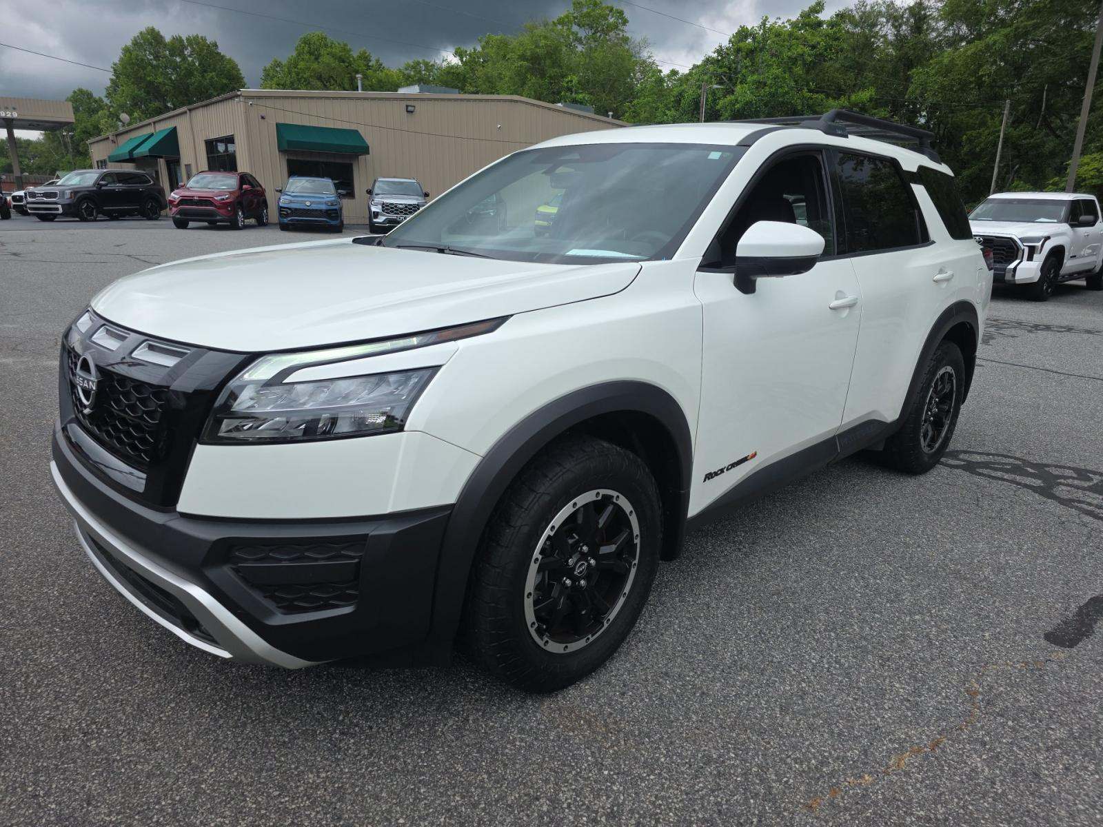 2024 Nissan Pathfinder Rock Creek AWD
