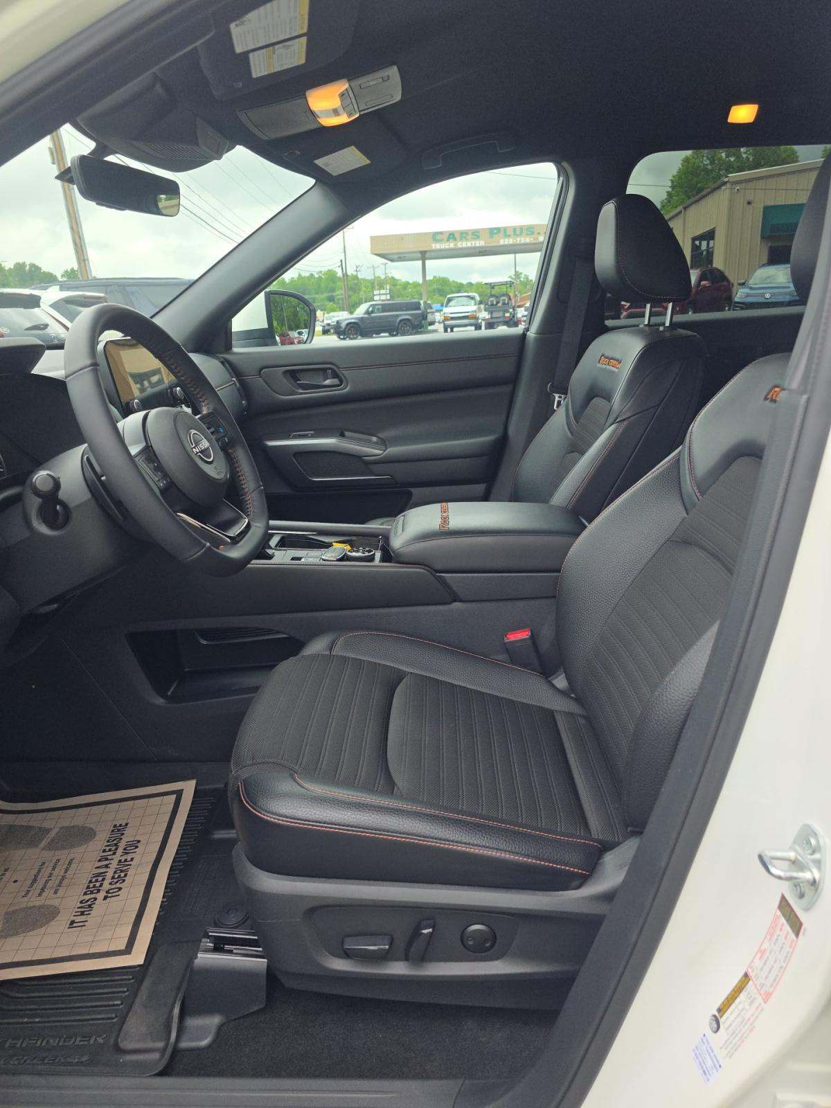 2024 Nissan Pathfinder Rock Creek AWD
