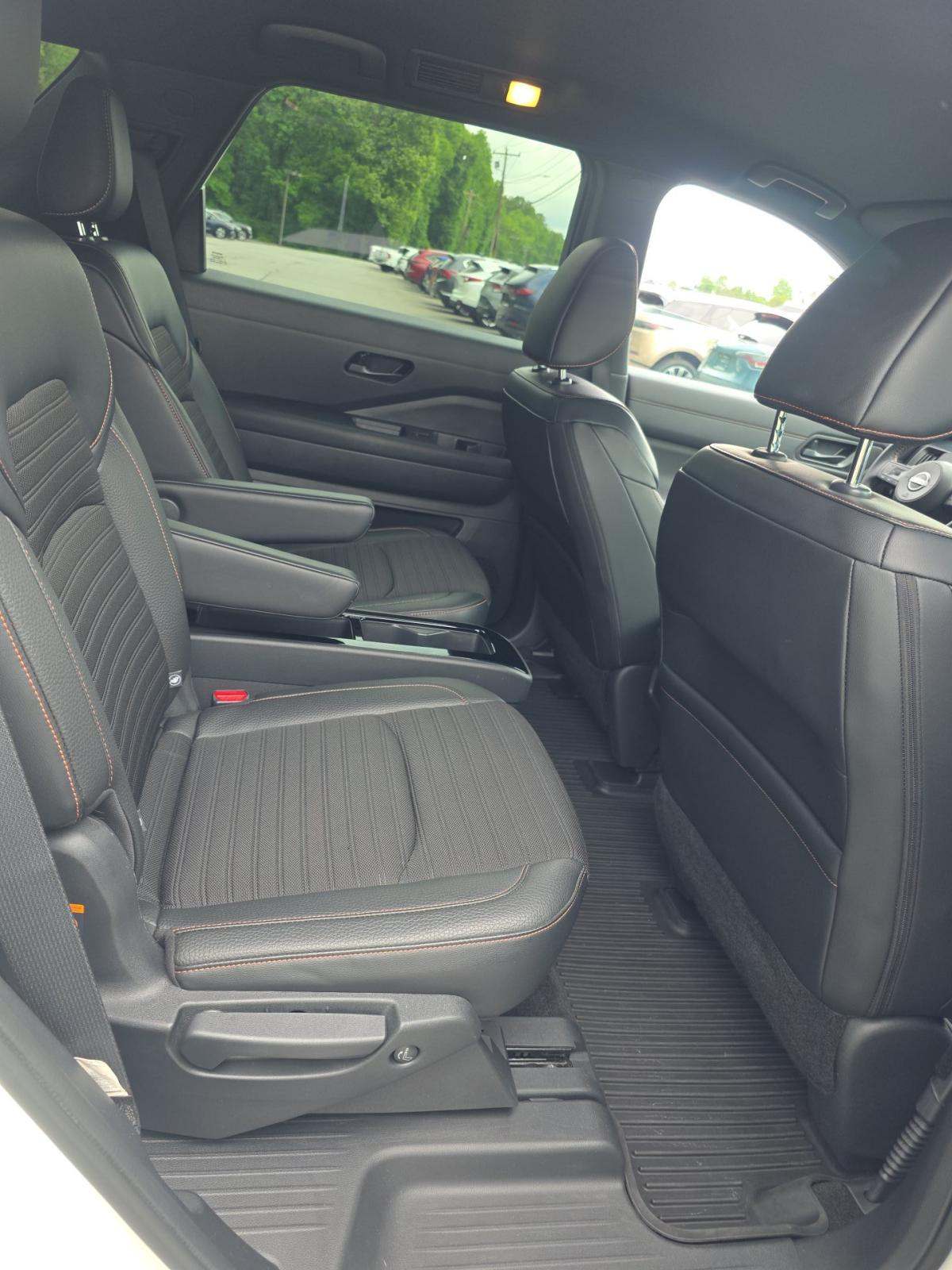 2024 Nissan Pathfinder Rock Creek AWD
