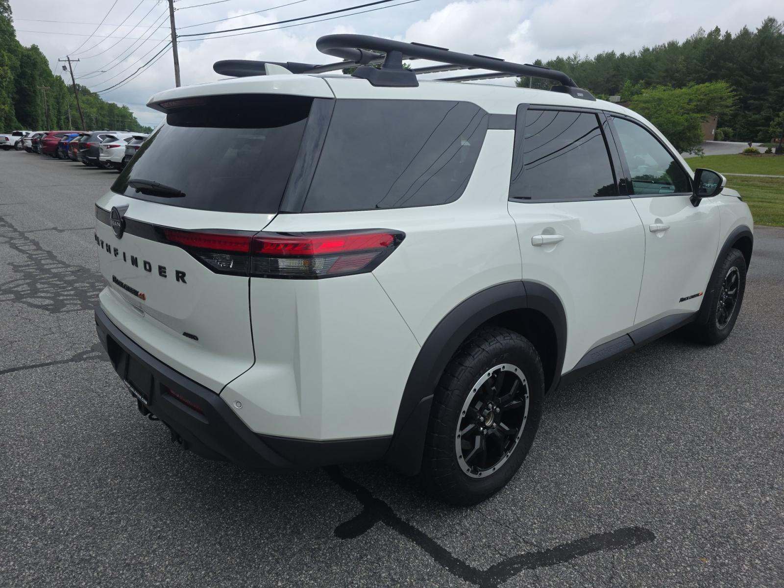 2024 Nissan Pathfinder Rock Creek AWD