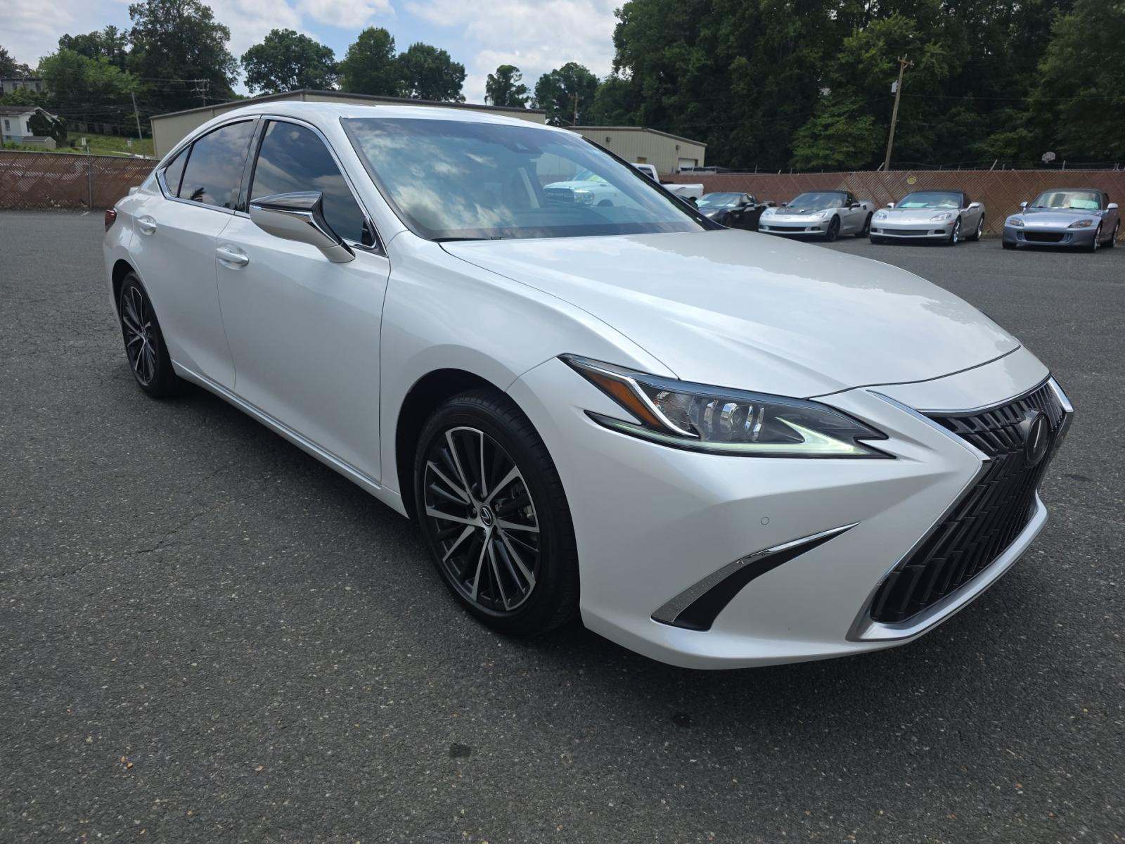 2024 Lexus ES ES 300h FWD