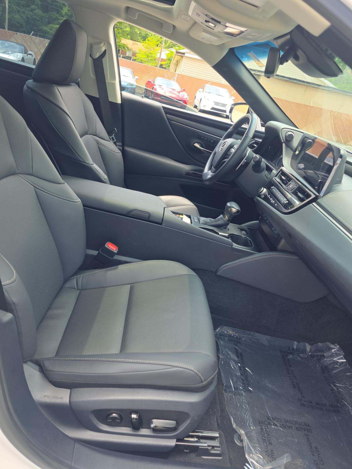 2024 Lexus ES ES 300h FWD