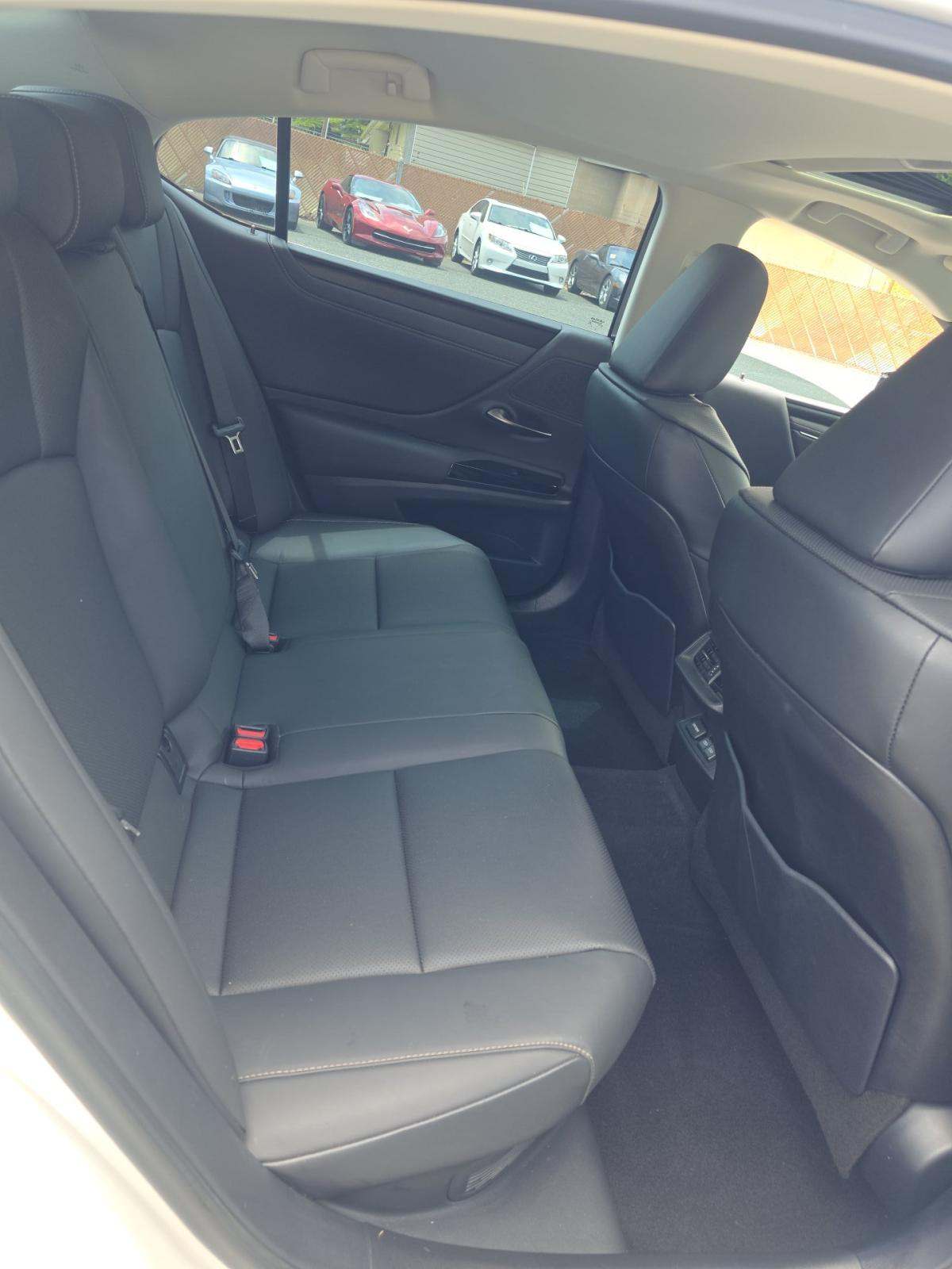 2024 Lexus ES ES 300h FWD