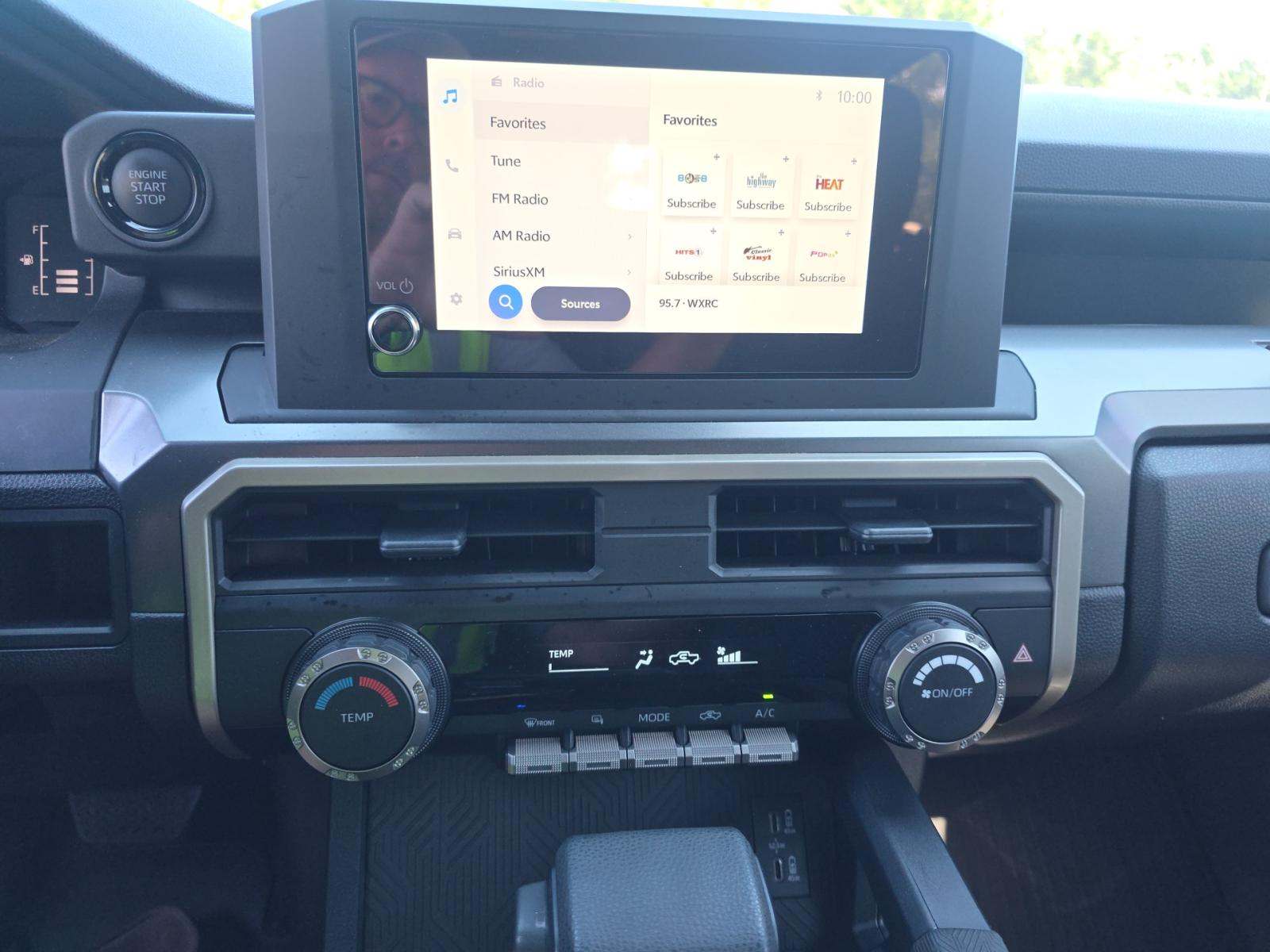 2026 Toyota Tacoma SR5 AWD