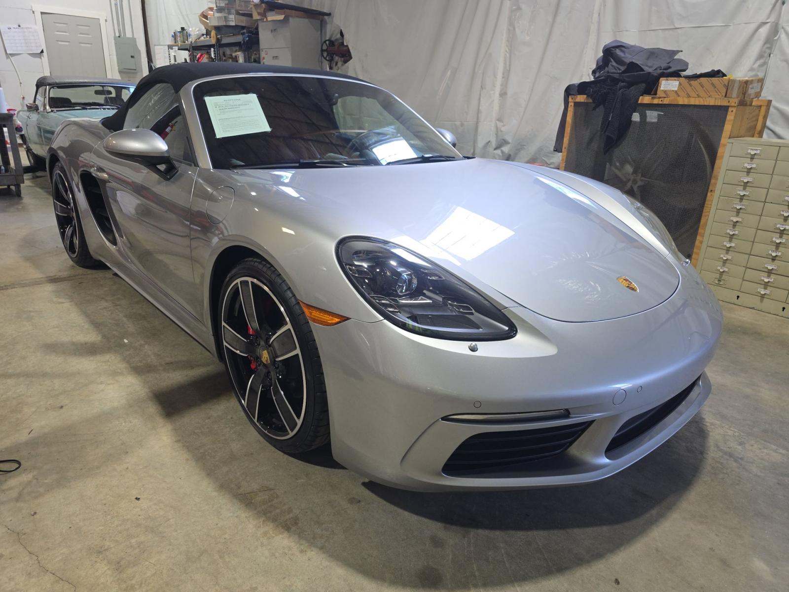 2025 Porsche 718 Boxster S RWD