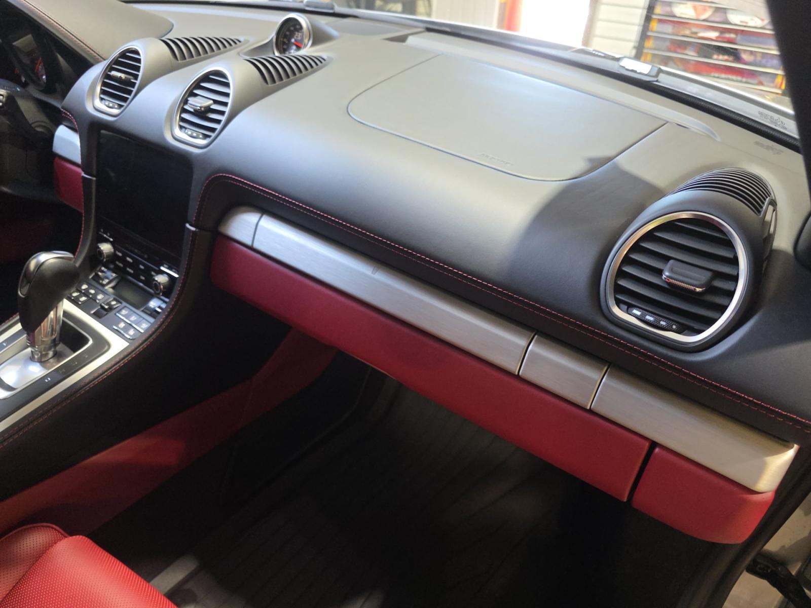 2025 Porsche 718 Boxster S RWD