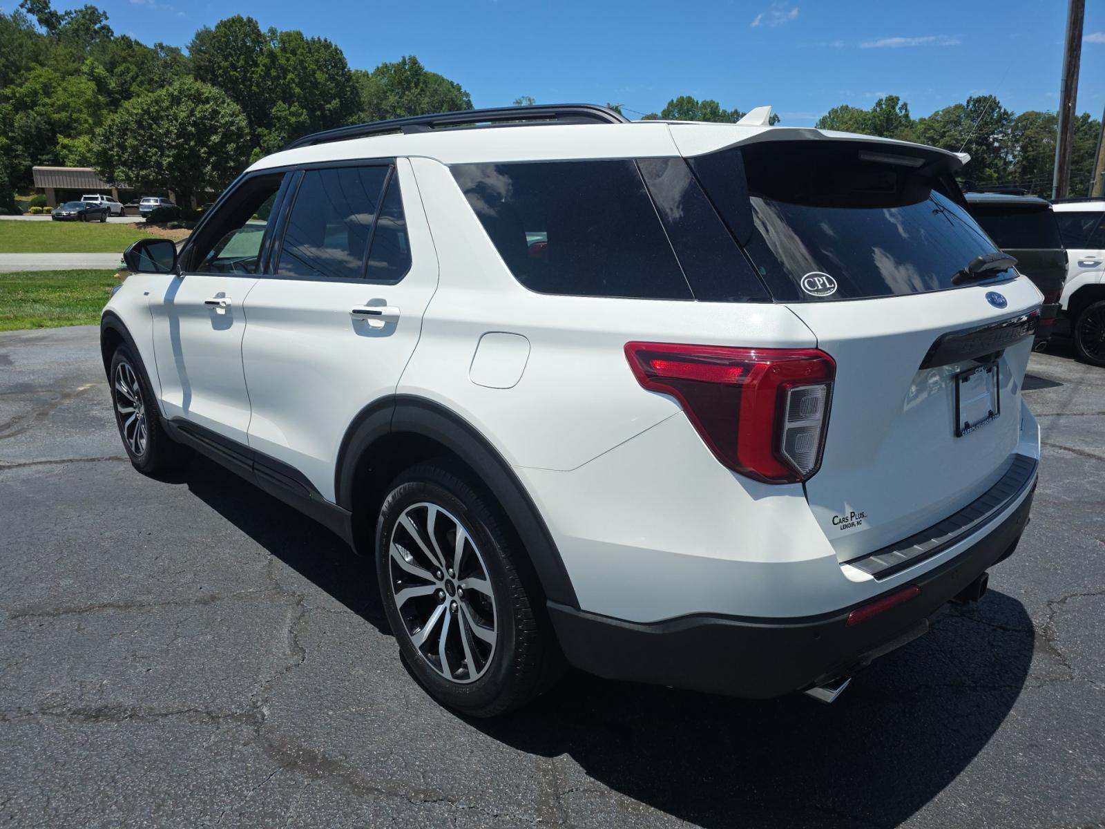 2022 Ford Explorer ST-Line AWD