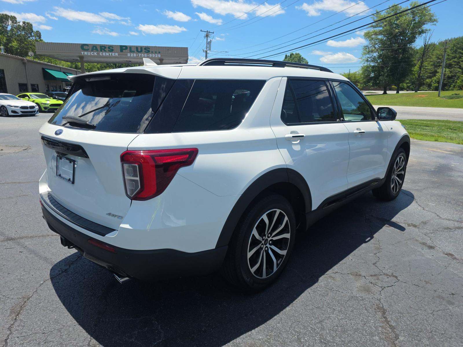 2022 Ford Explorer ST-Line AWD