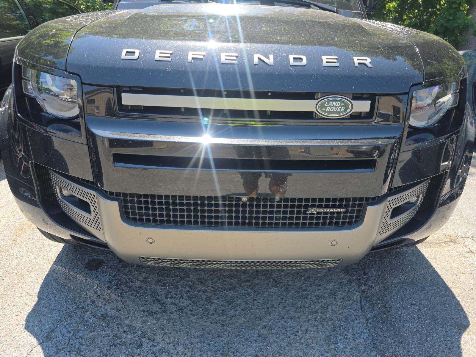 2022 Land Rover Defender 110 X-Dynamic HSE AWD