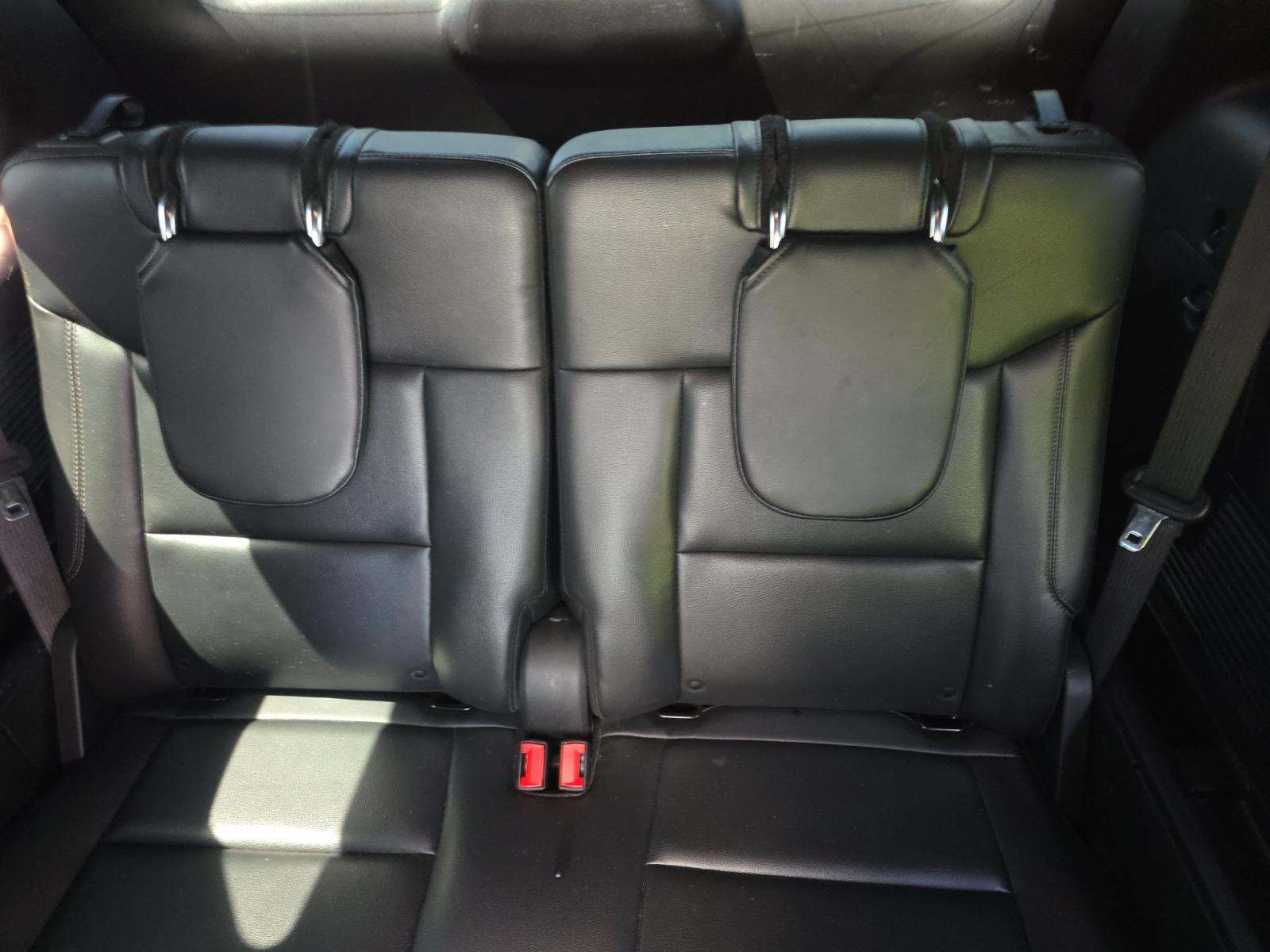 2020 Ford Explorer XLT RWD