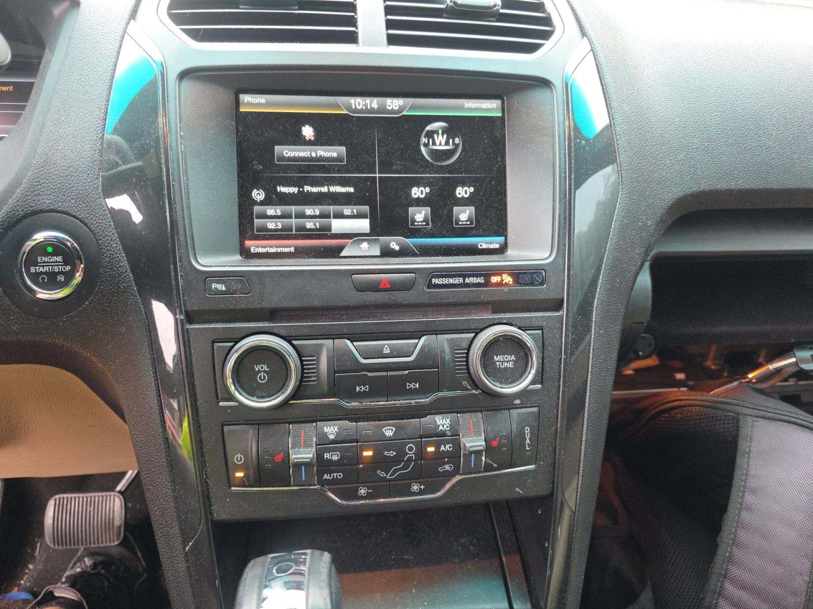 FORD EXPLORER - 10