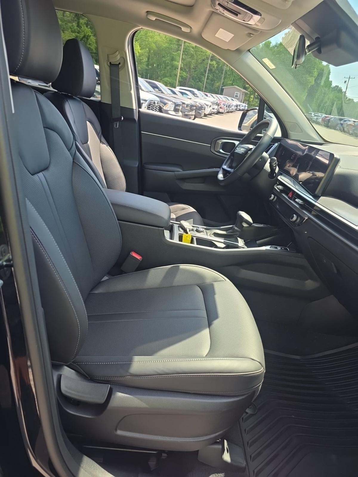 2026 Kia Sorento S FWD