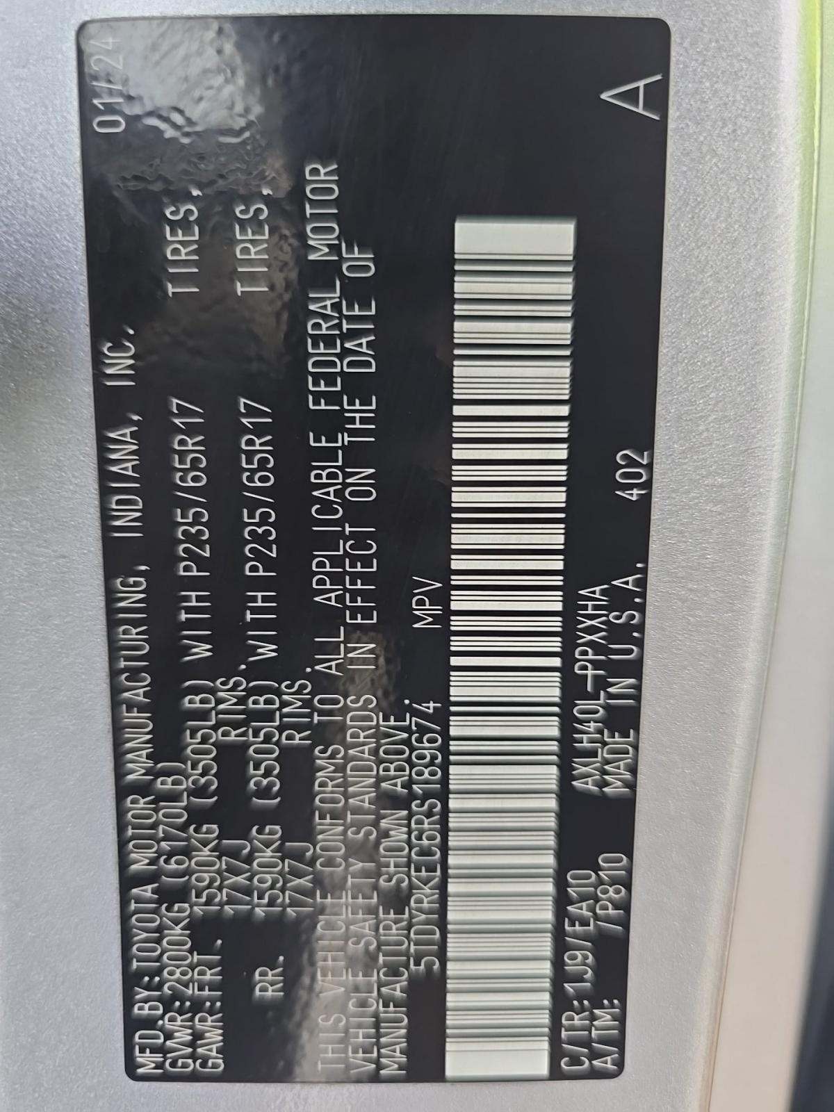 2024 Toyota Sienna XLE FWD