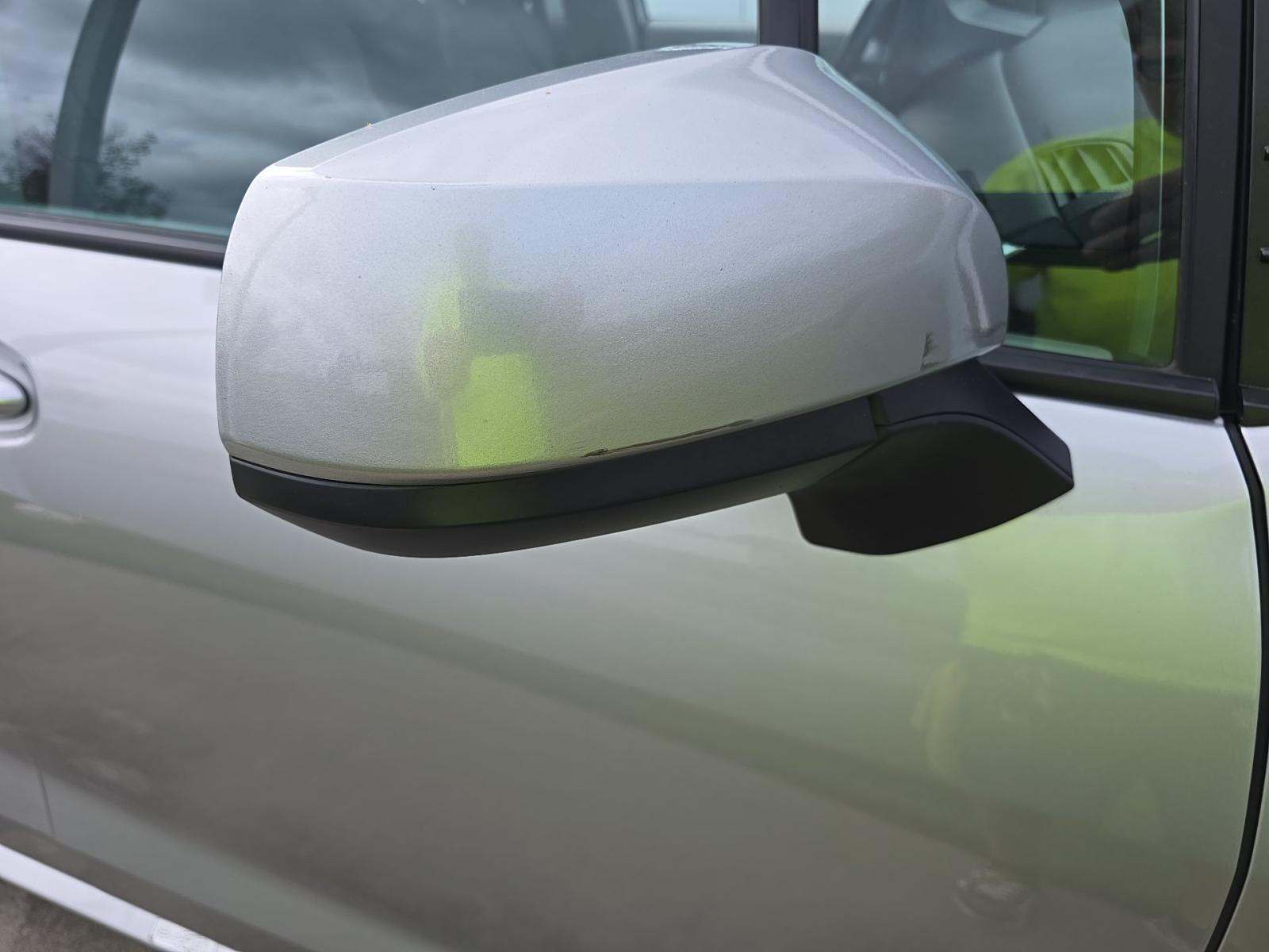 2024 Toyota Sienna XLE FWD