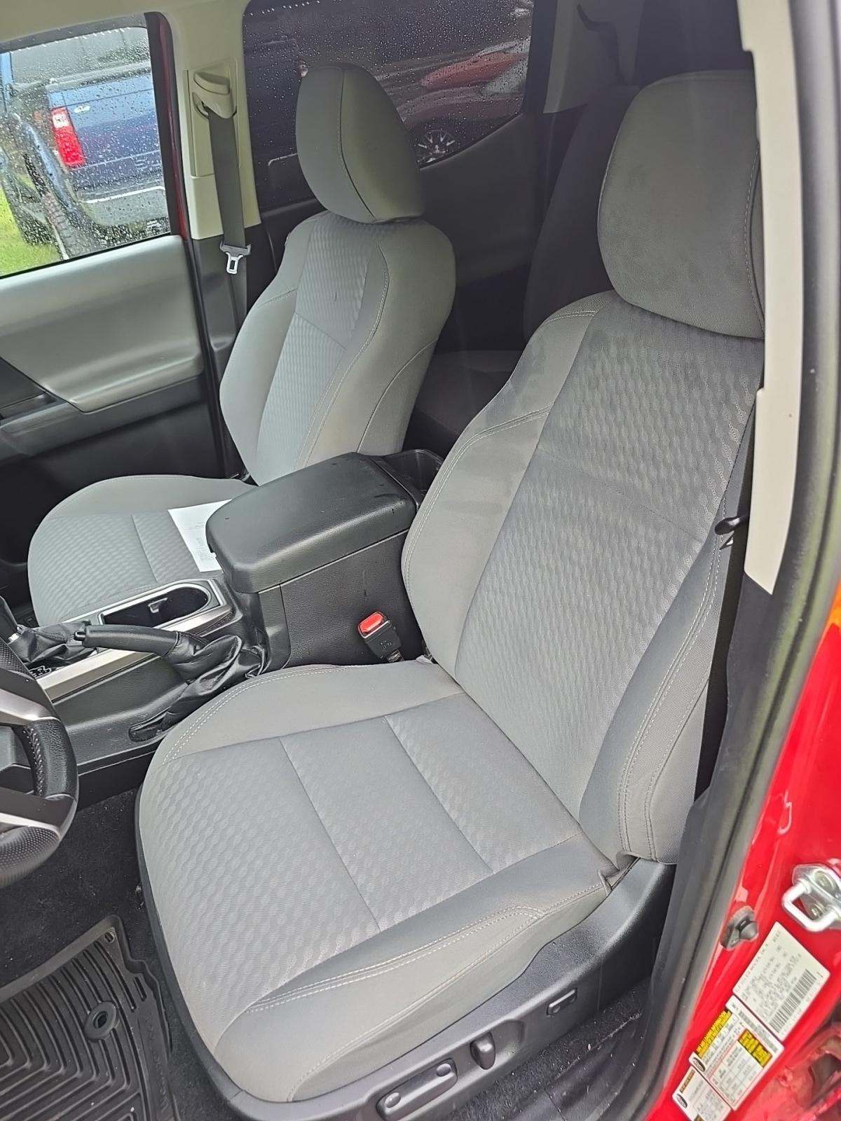 2021 Toyota Tacoma SR5 AWD