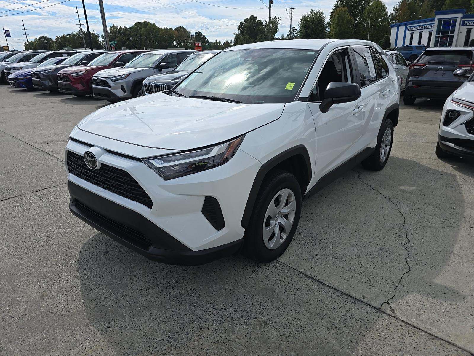 2024 Toyota RAV4 LE FWD