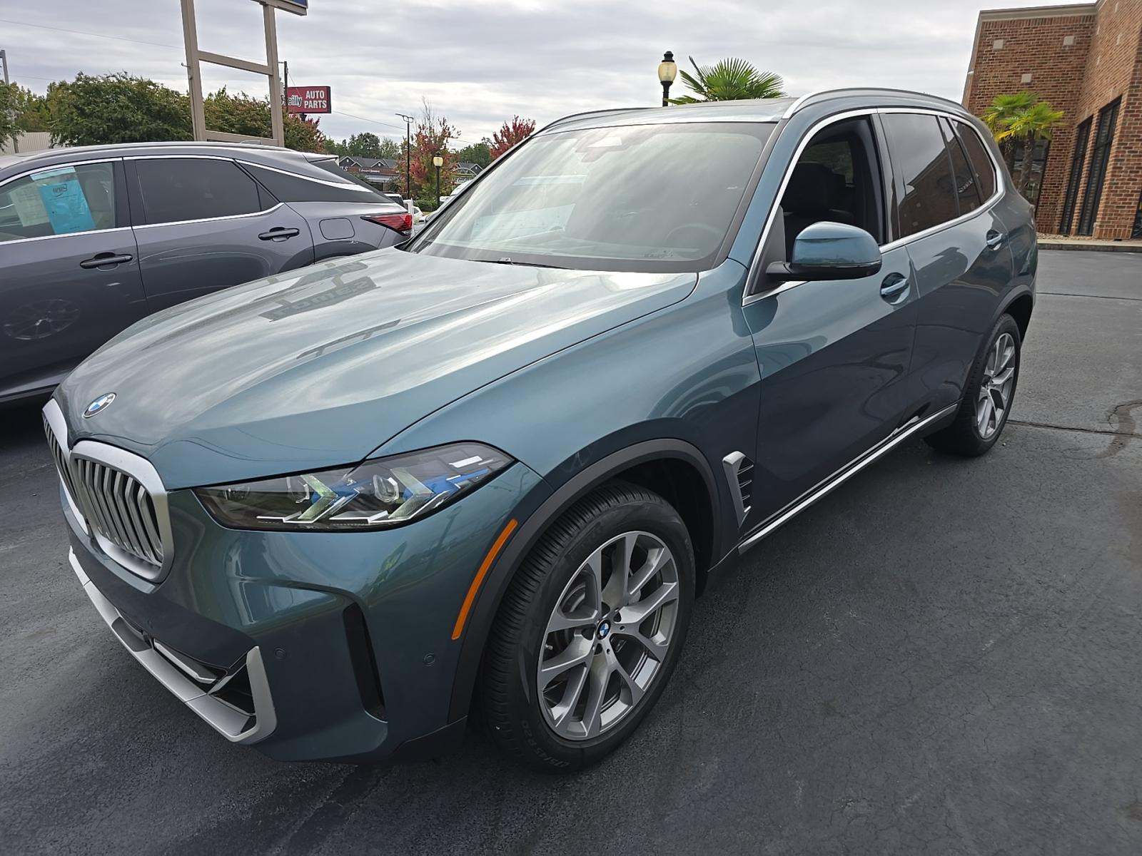 2025 BMW X5 xDrive40i AWD