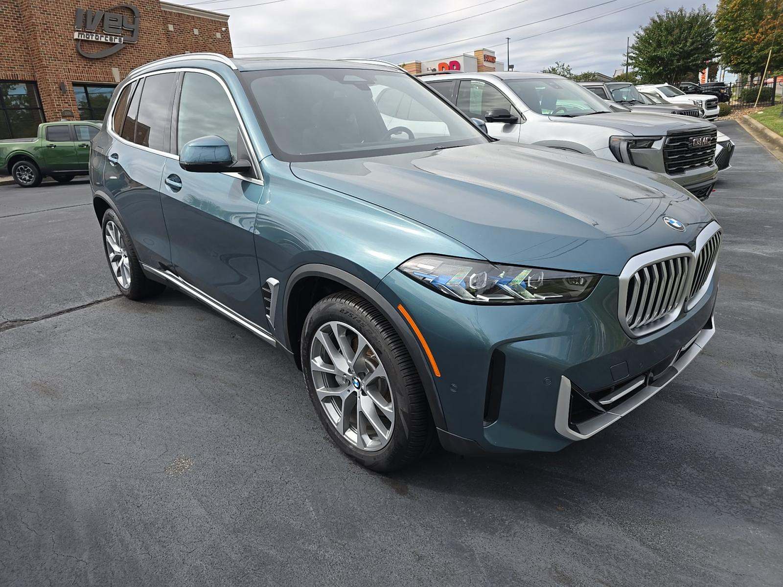 2025 BMW X5 xDrive40i AWD