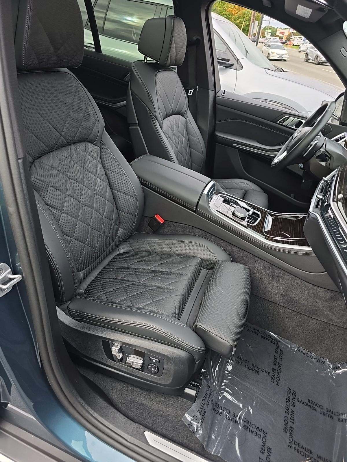 2025 BMW X5 xDrive40i AWD