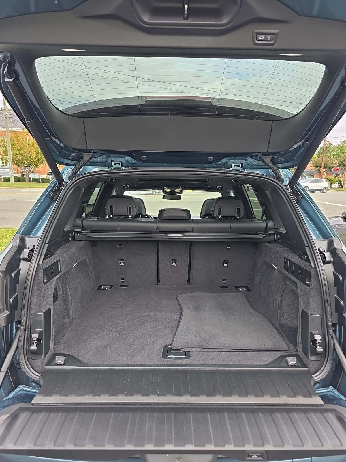 2025 BMW X5 xDrive40i AWD