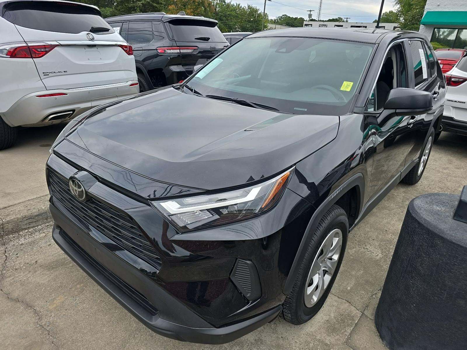 2024 Toyota RAV4 LE AWD