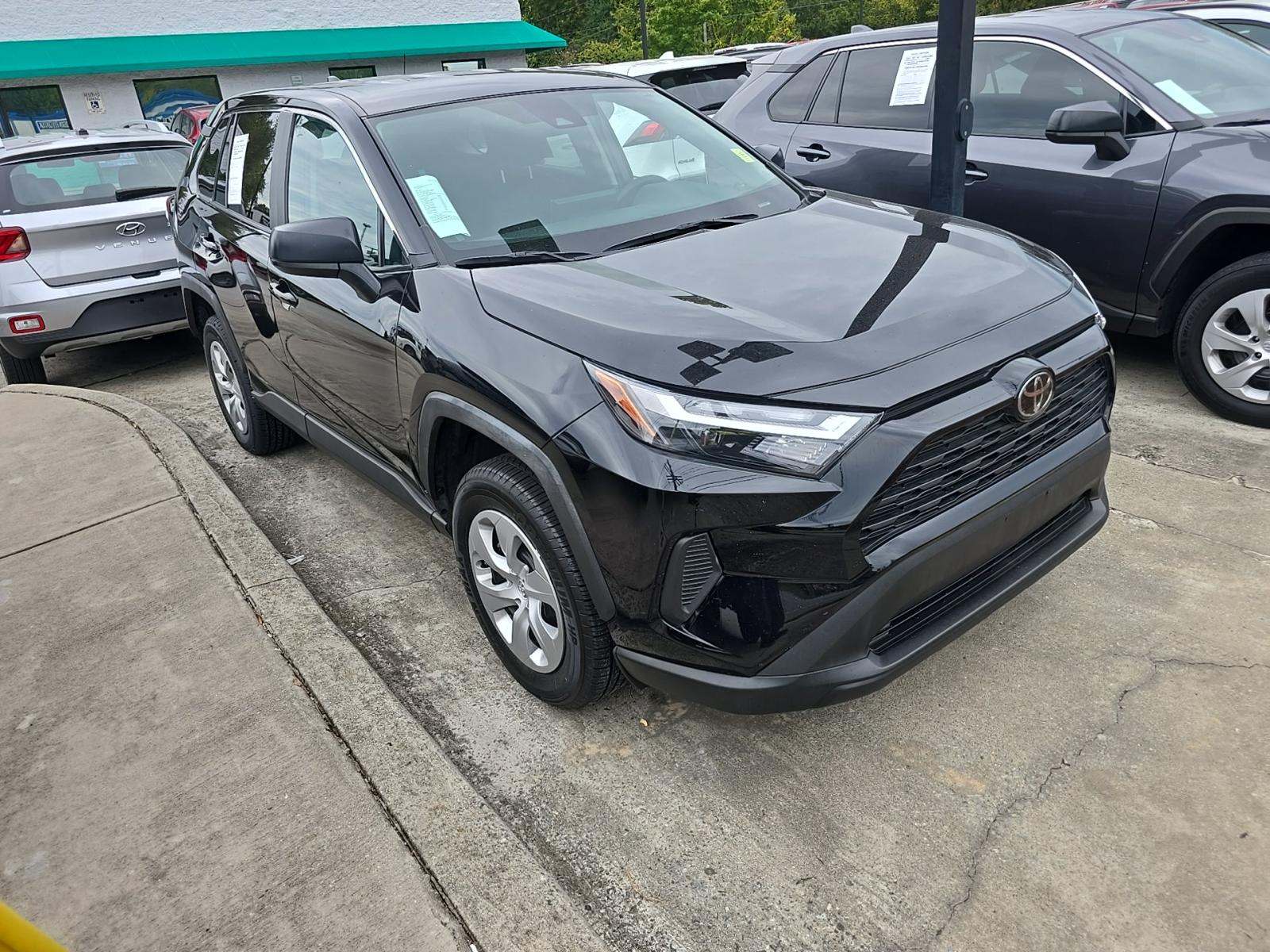 2024 Toyota RAV4 LE AWD