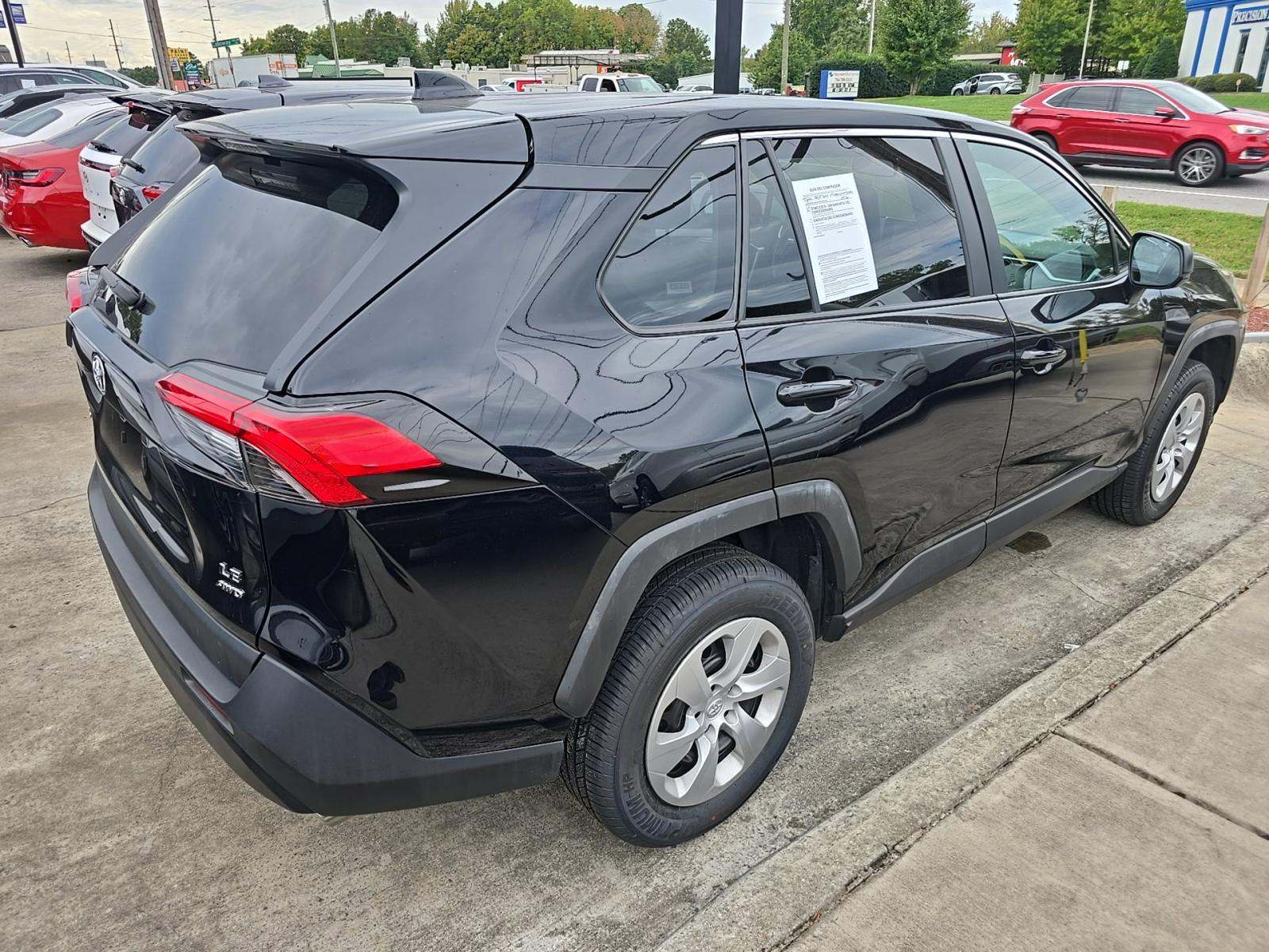 2024 Toyota RAV4 LE AWD