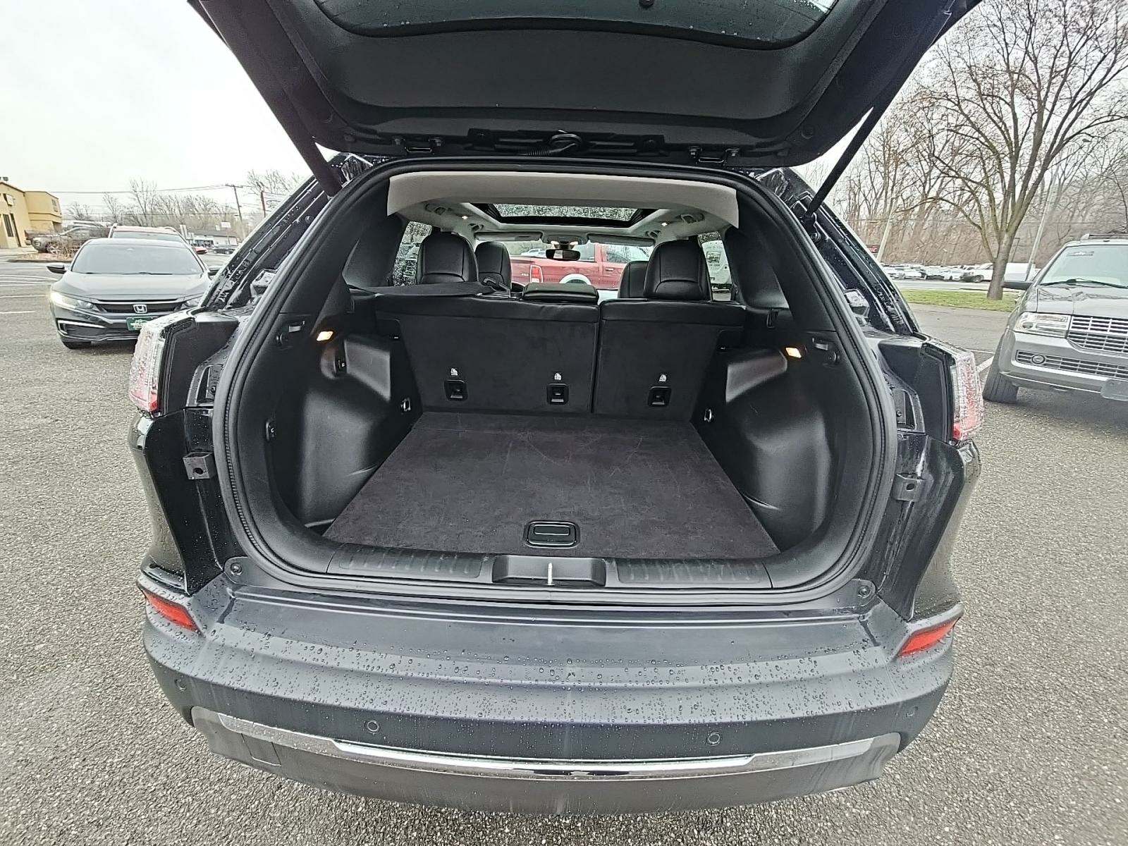 2019 Jeep Cherokee Limited AWD