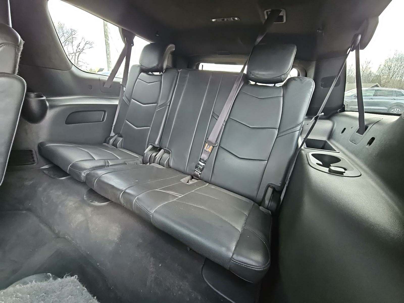 2017 Cadillac Escalade ESV Platinum AWD